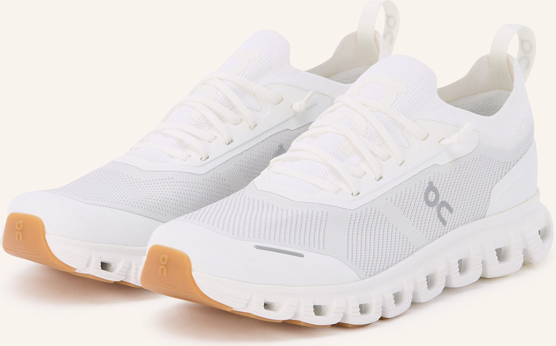 On Sneaker Cloud 6 Versa weiss