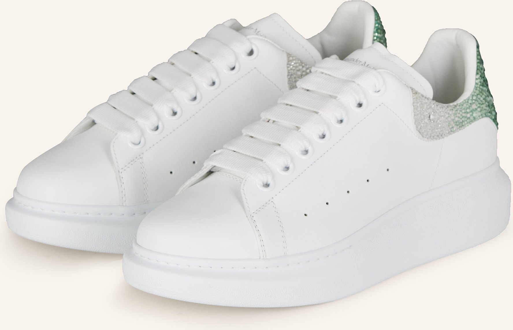 Mcqueen Sneaker Mit Schmucksteinen weiss
