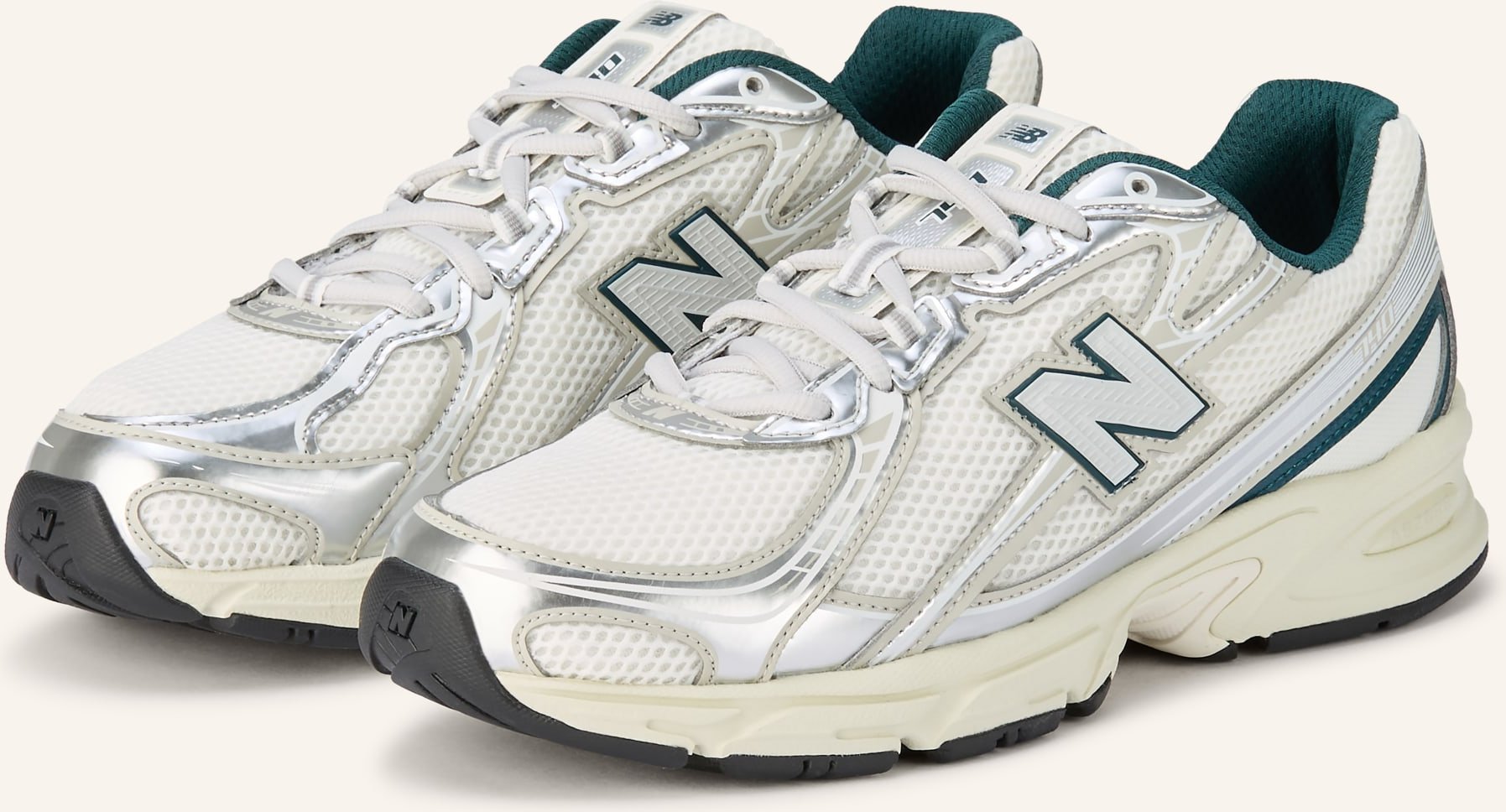 New Balance Sneaker 740 weiss