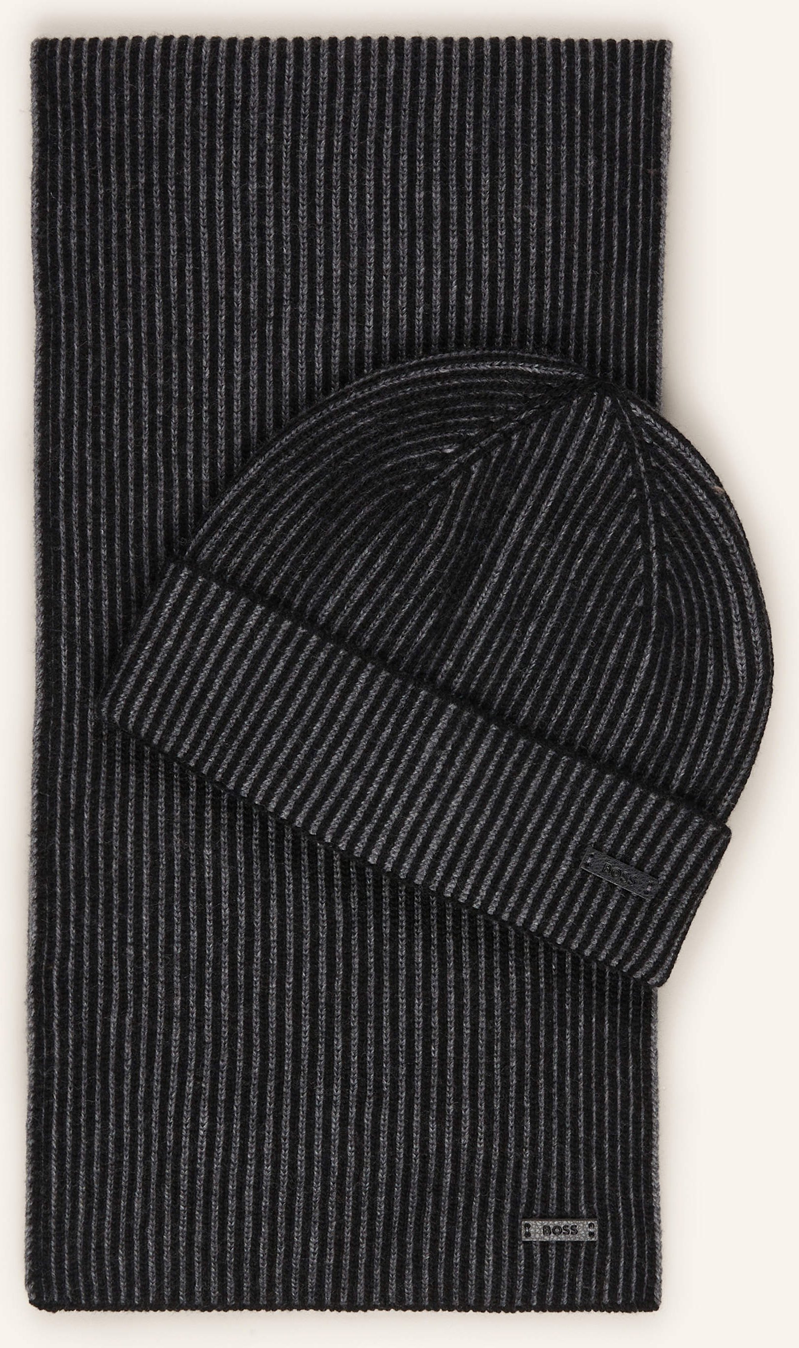 Boss Set: Schal Und Mütze Ercole Mit Geschenkbox schwarz