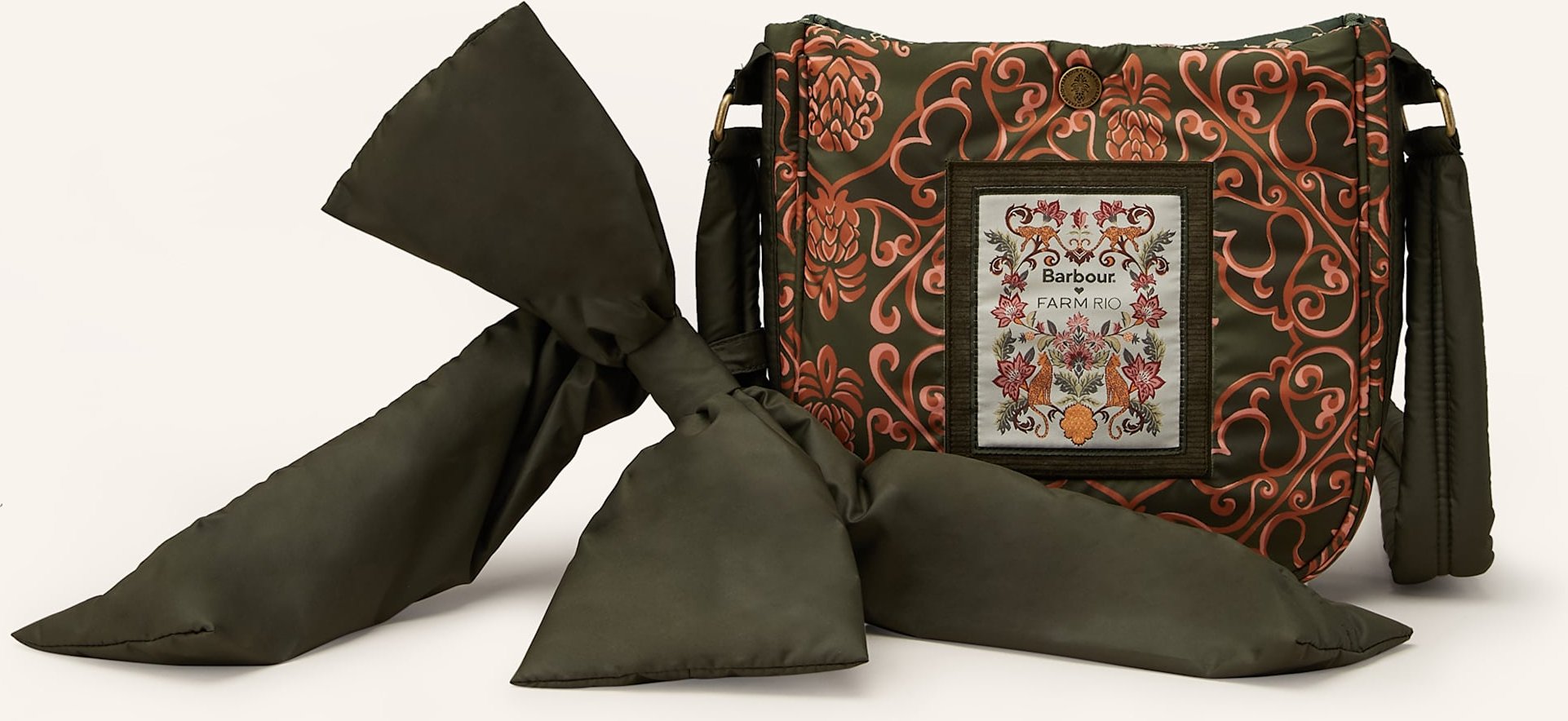 Barbour Umhängetasche Ana gruen