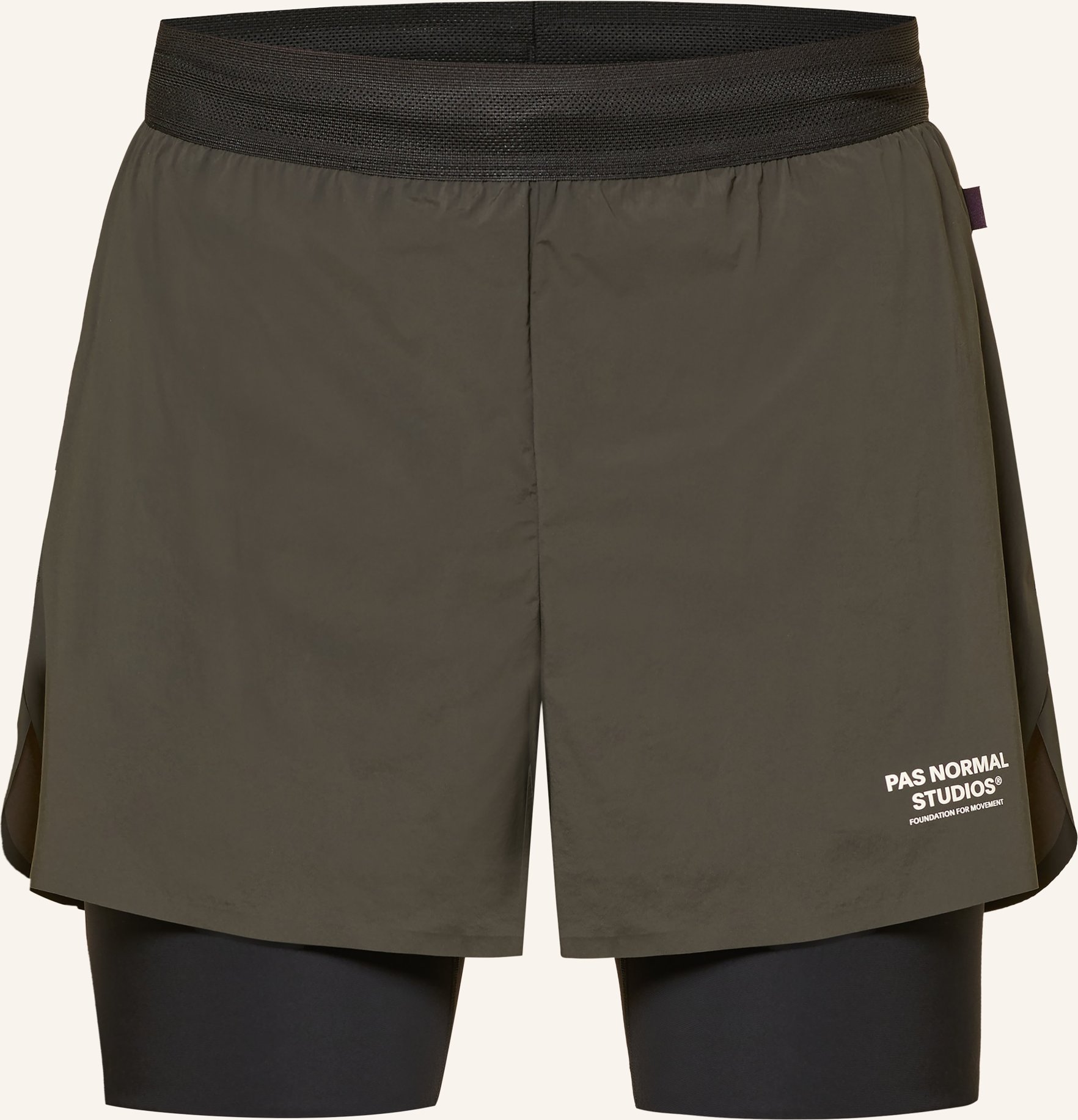 Pas Normal Studios 2-In-1-Laufshorts Balance gruen