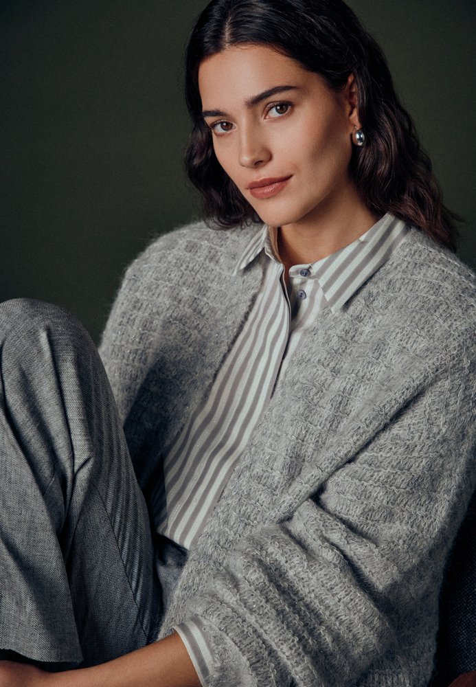 Hemdbluse in grau gestreift