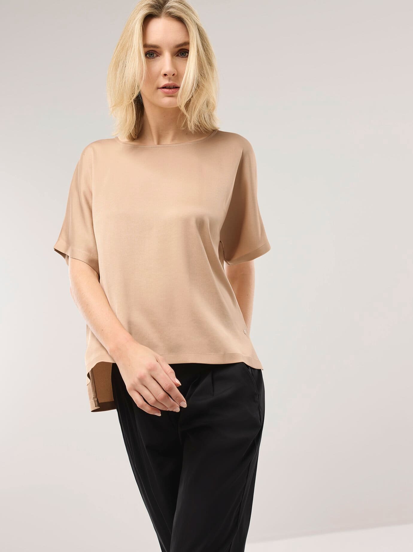 Blusenshirt aus Satin