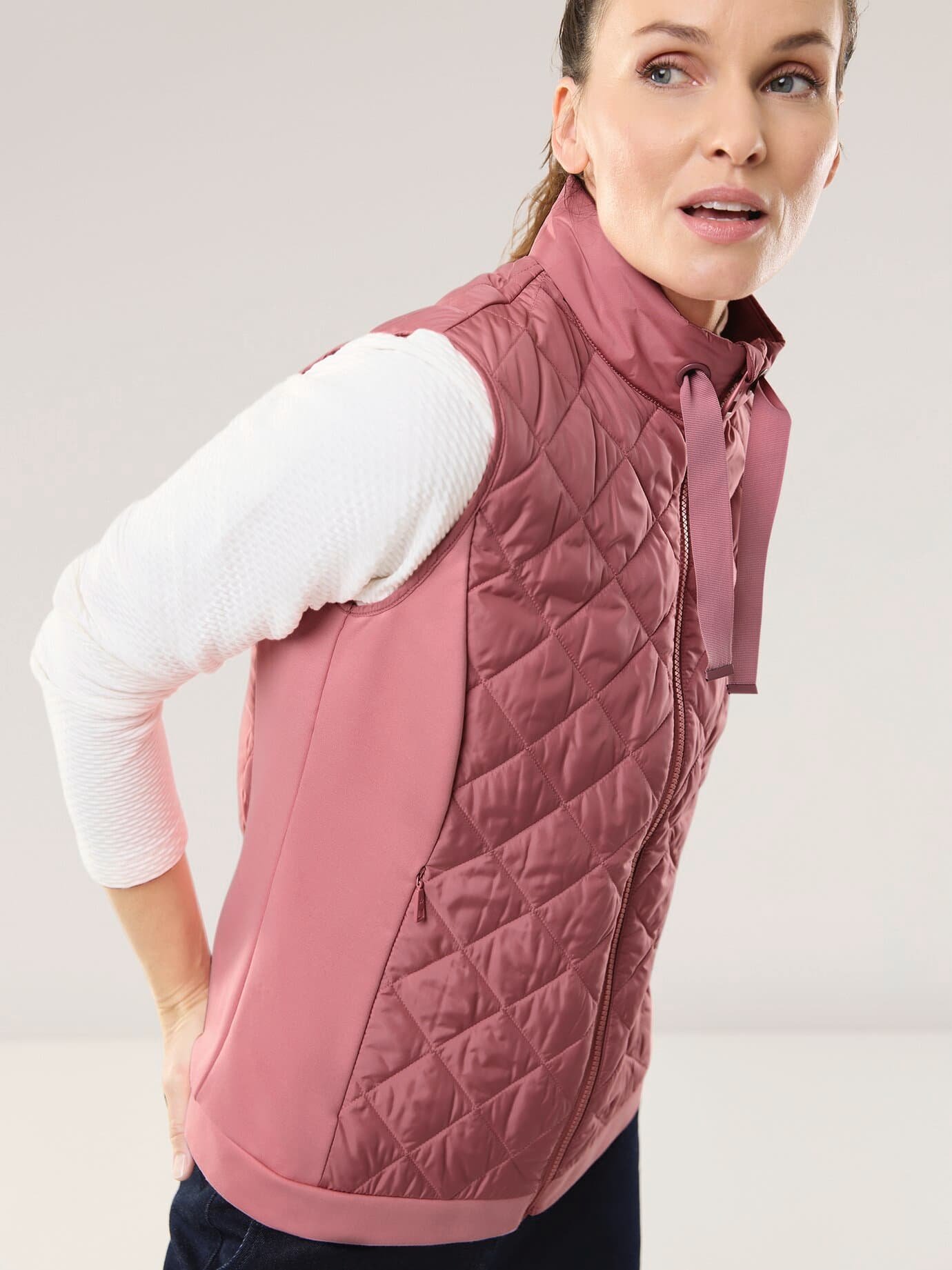 Leichtweste Materialmix