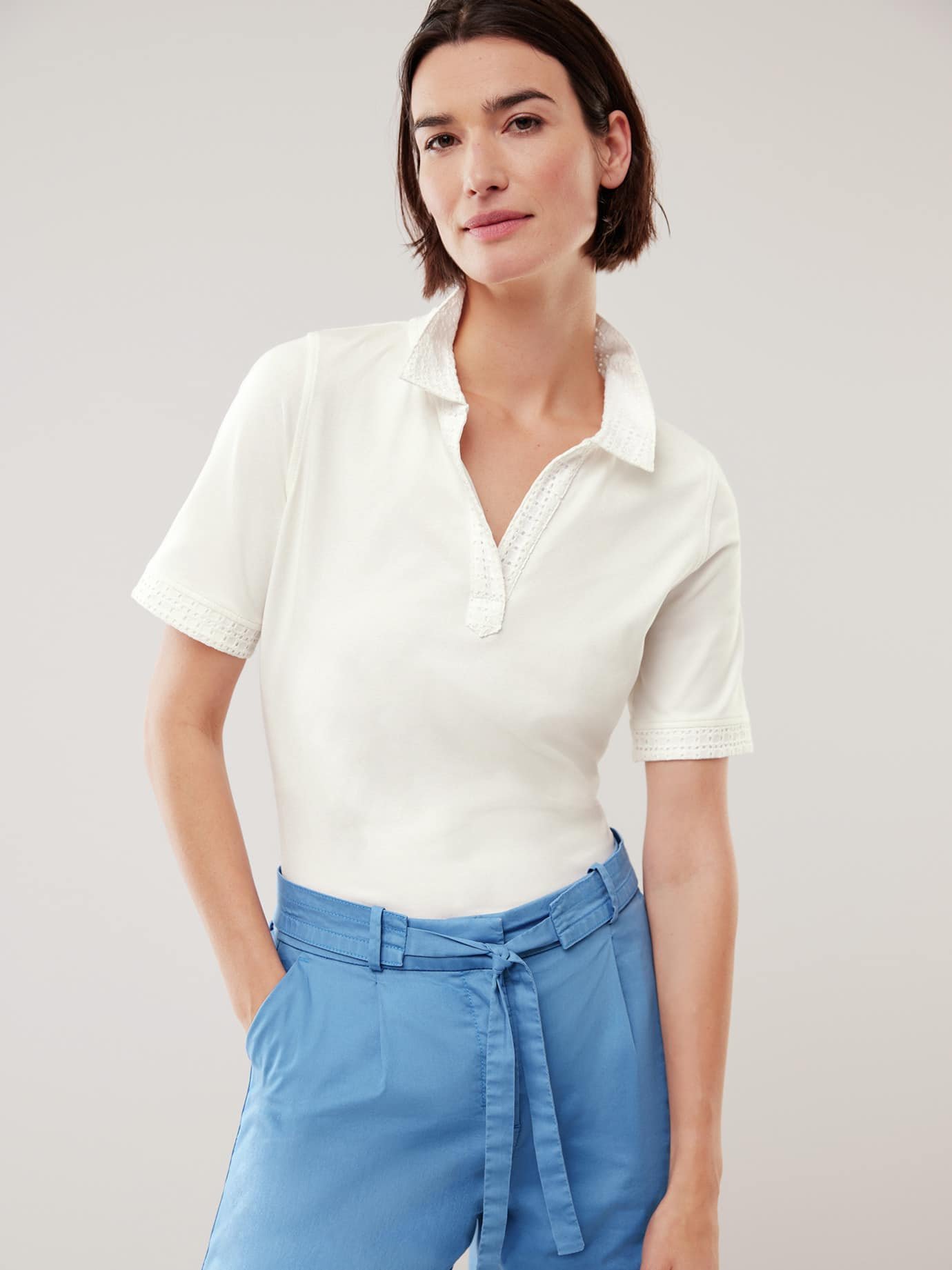 Poloshirt Lochstickerei