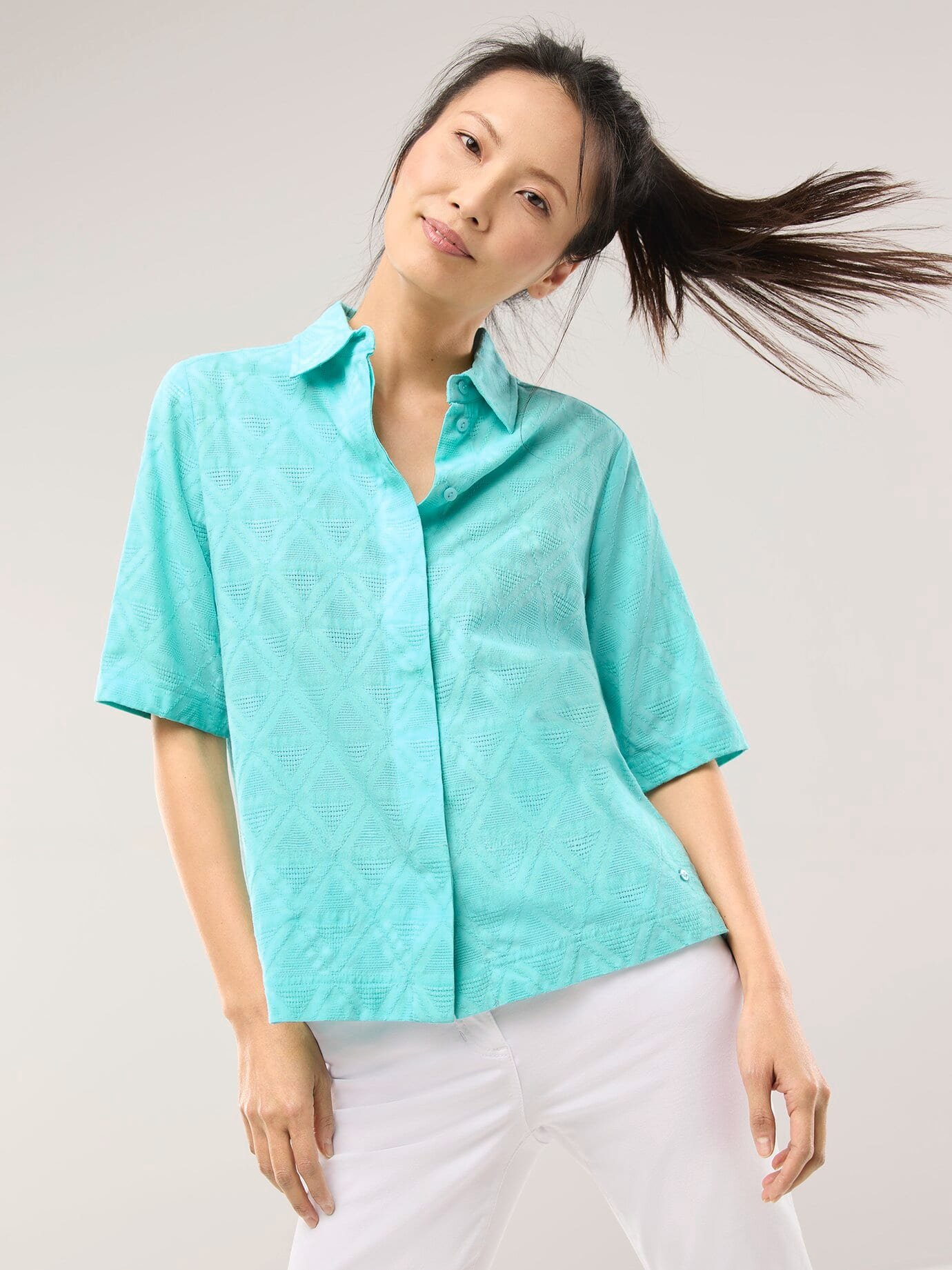 Hemdbluse aus Viskose Jacquard