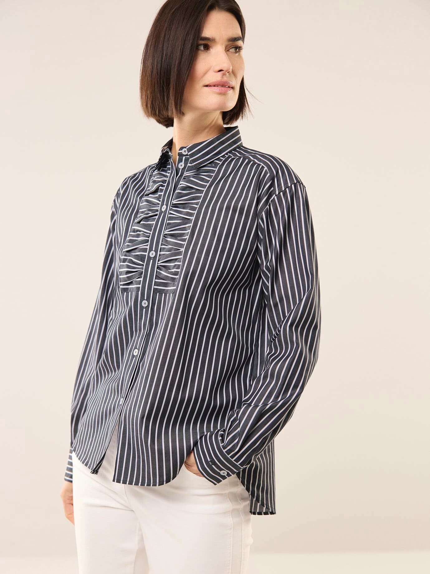 Hemdbluse mit Falteneinsatz