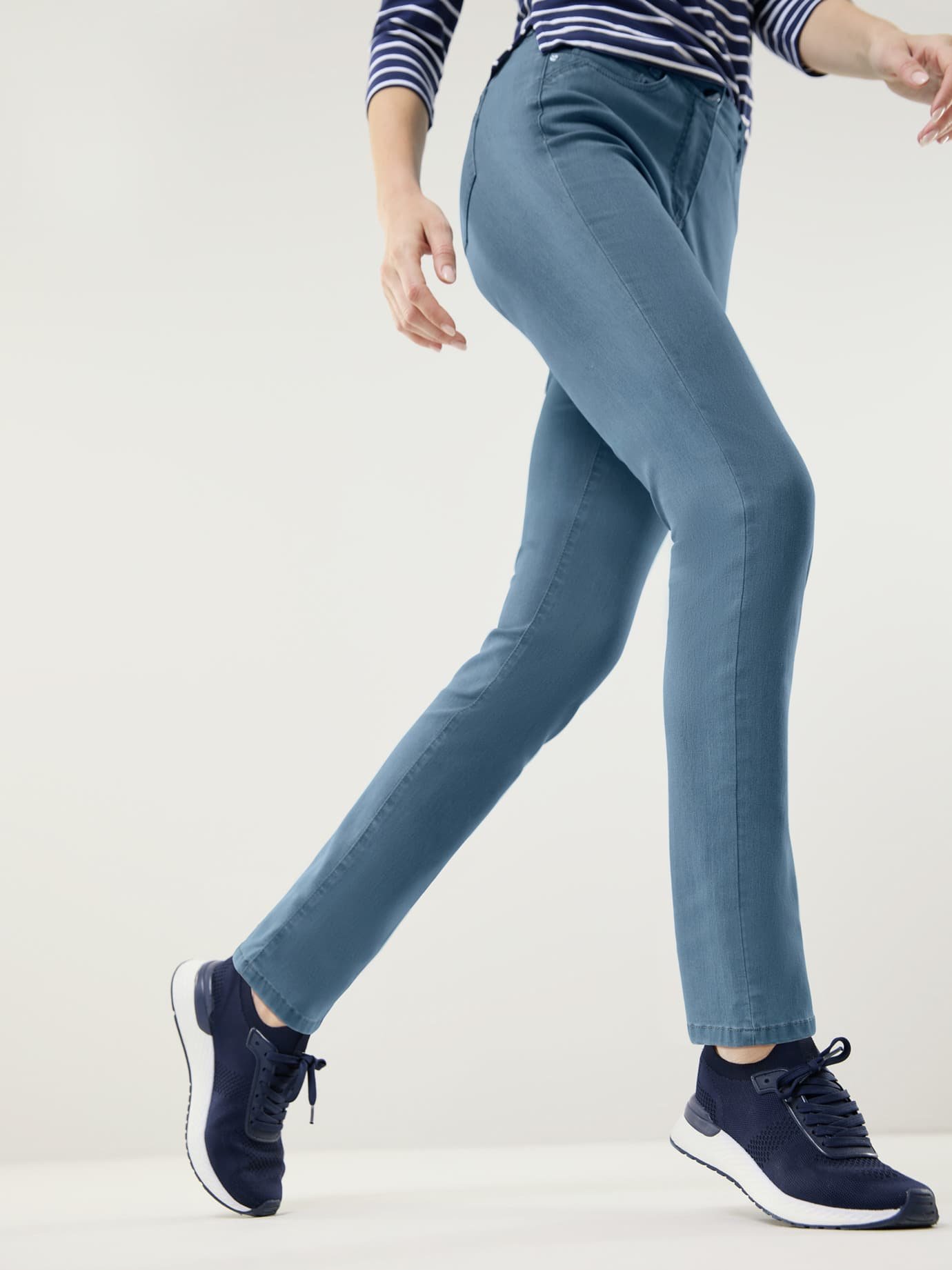 Yoga-Jeans Ultrastretch Slim Fit