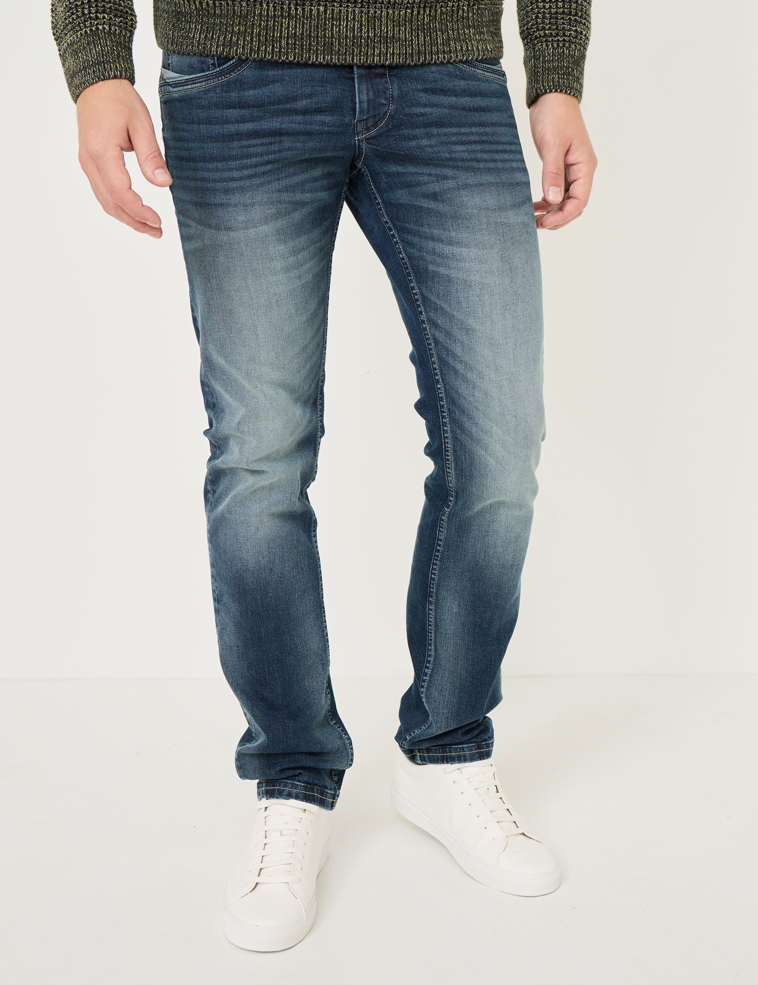 Regular Fit Jeans mit Waschung
