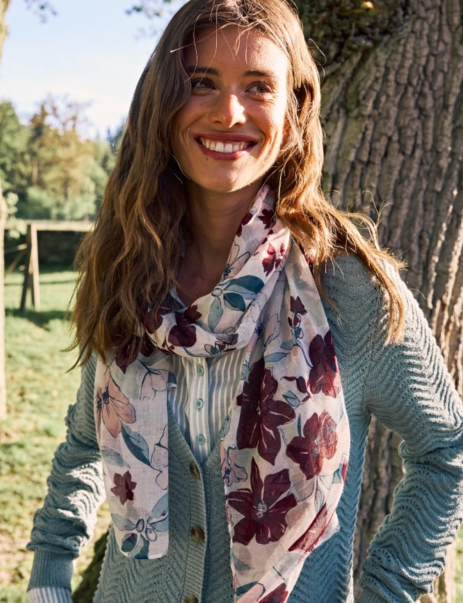 Schmales Tuch mit Blütenprint