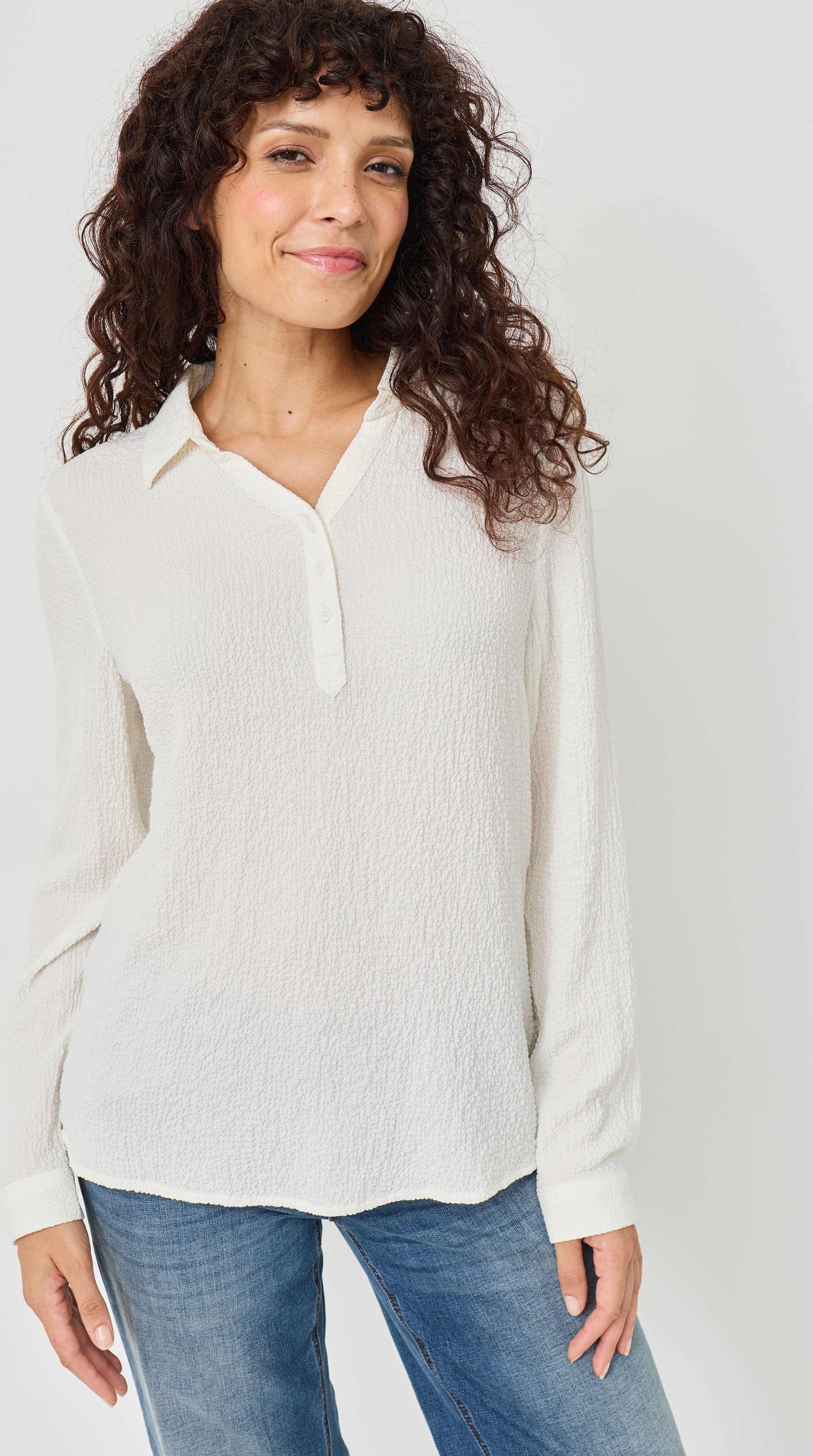 Schlupfbluse mit Hemdkragen