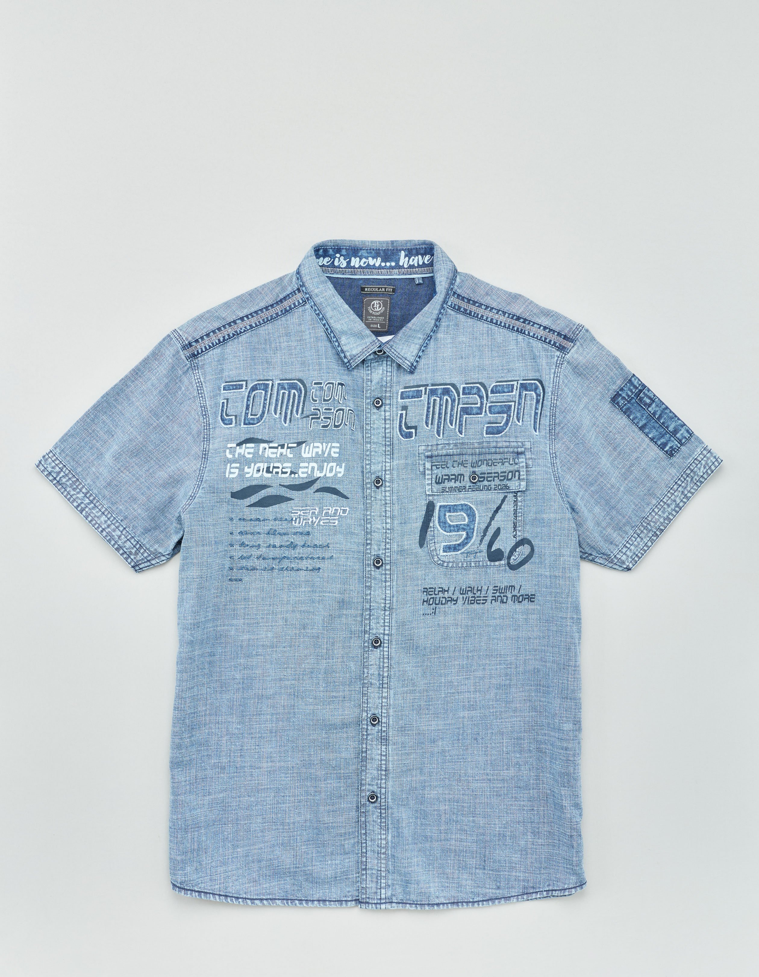 Kurzarm-Hemd mit Details