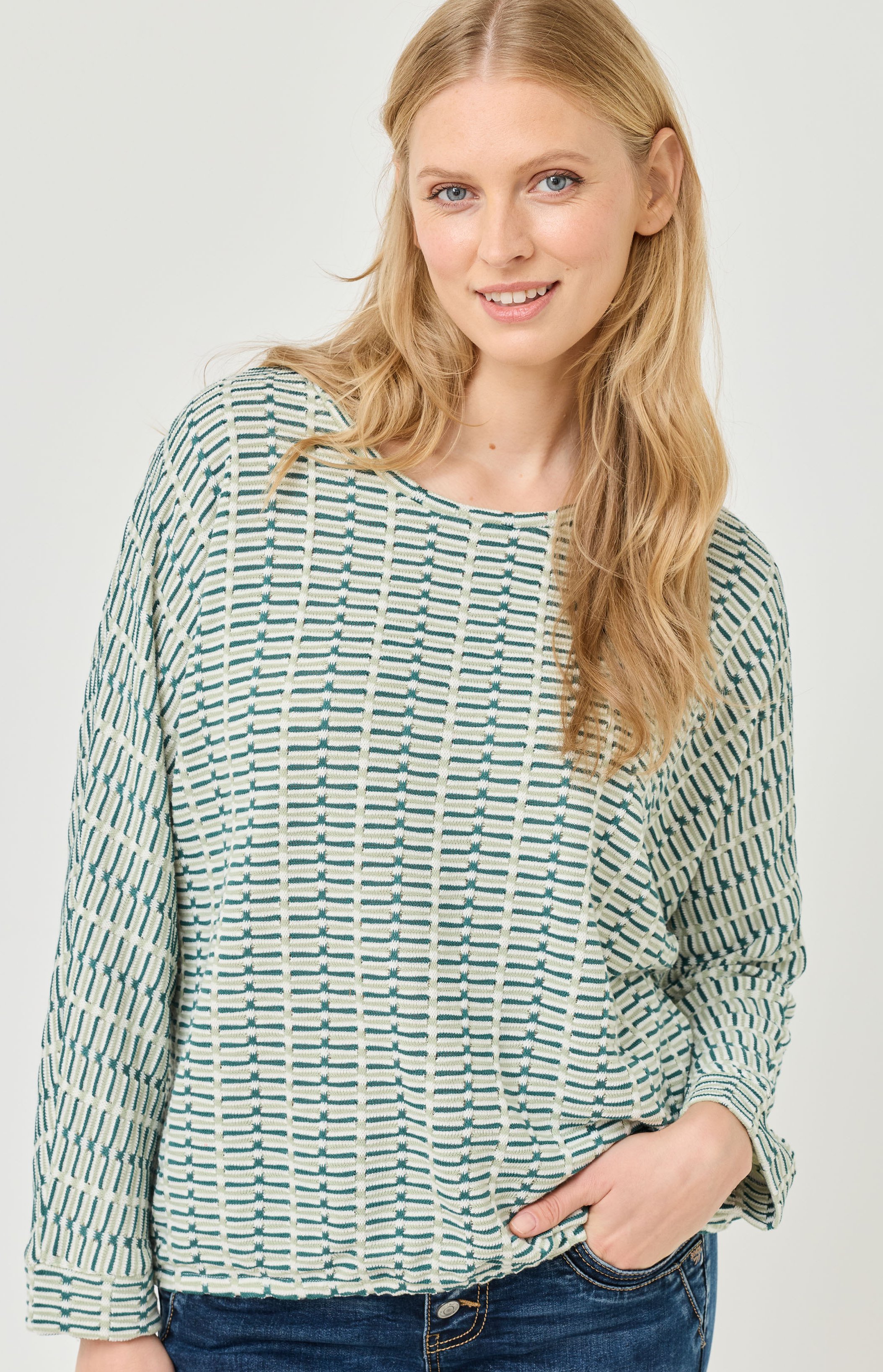 Langarmshirt mit Jacquard-Streifen