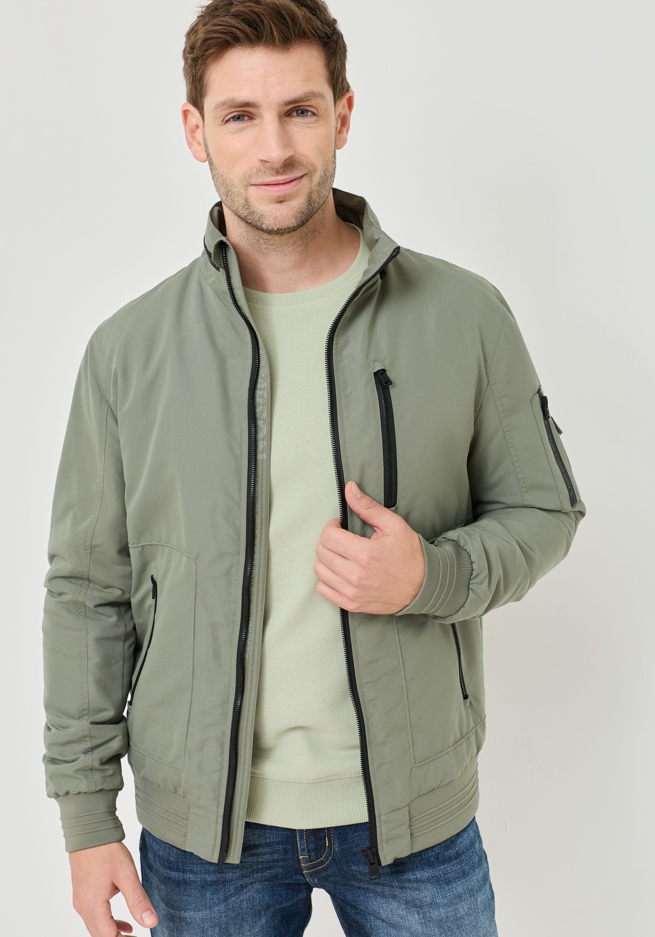 Leichter Blouson mit Stehkragen