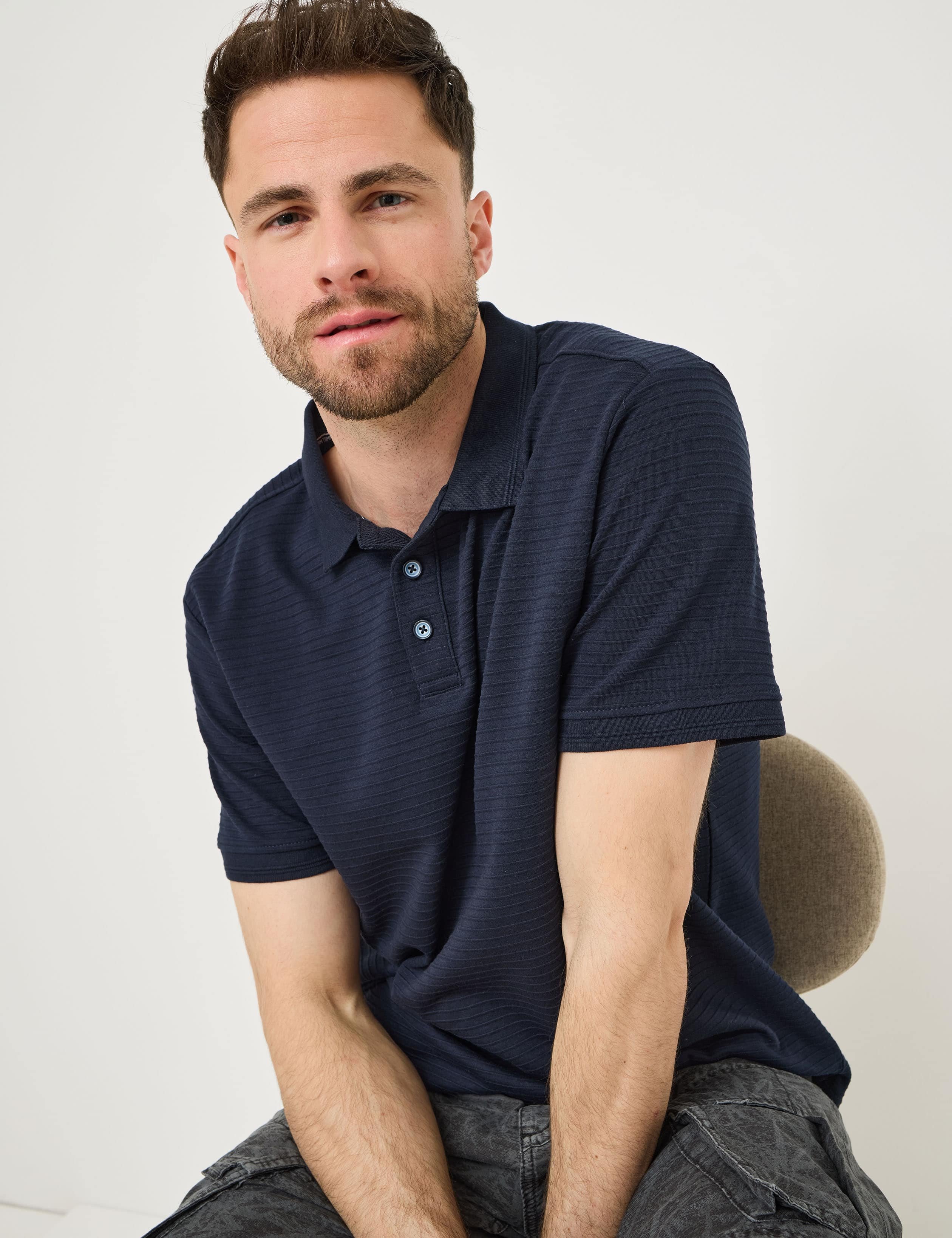 Polo-Shirt, dezente Streifenoptik