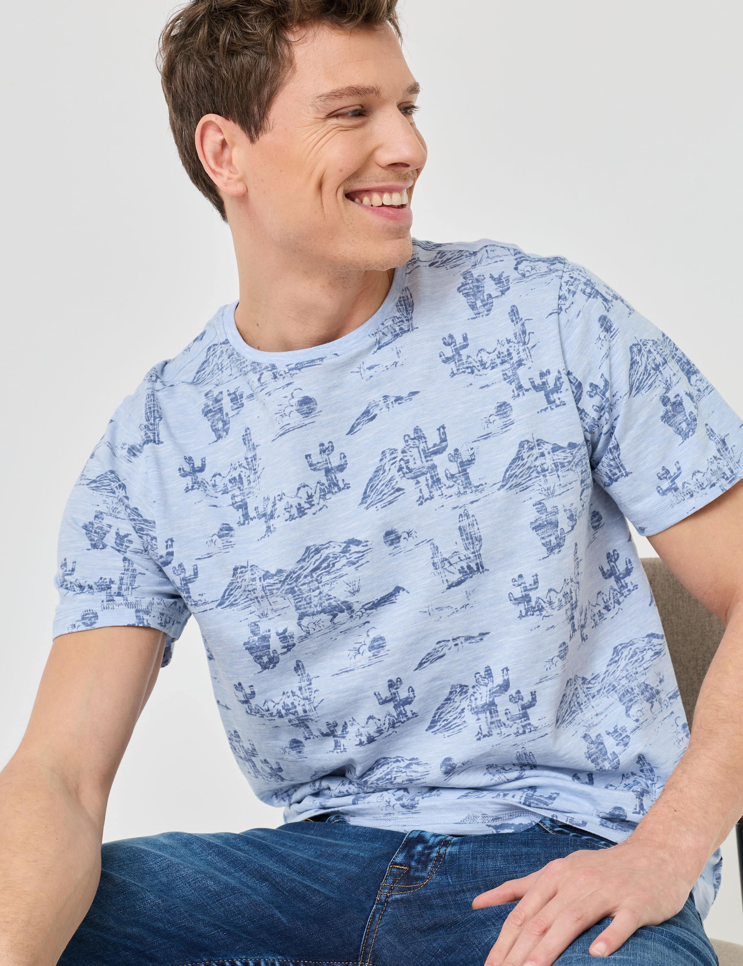 T-Shirt mit Alloverprint