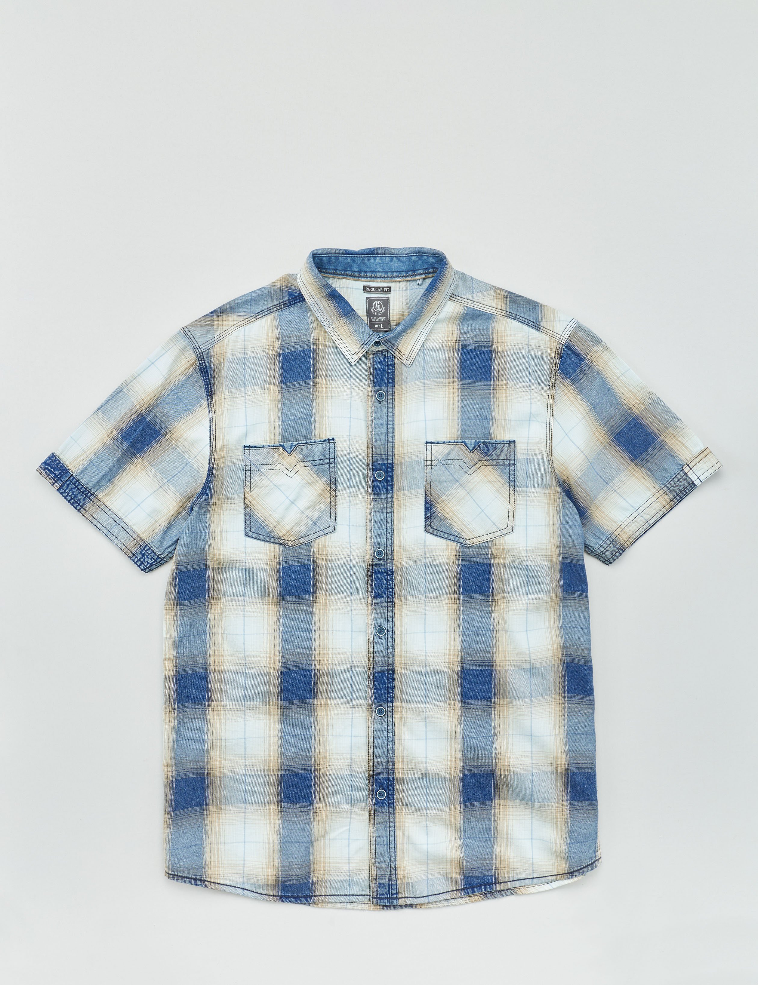 Sportives Hemd mit Karomuster