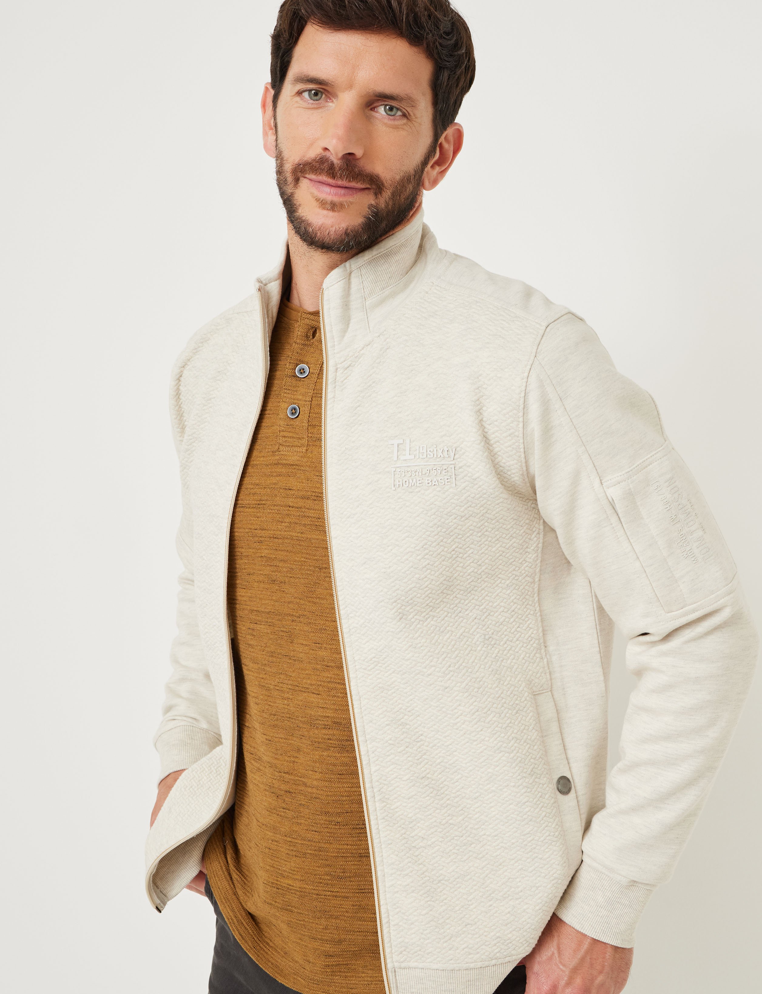 Sportive Sweatjacke mit Stehkragen