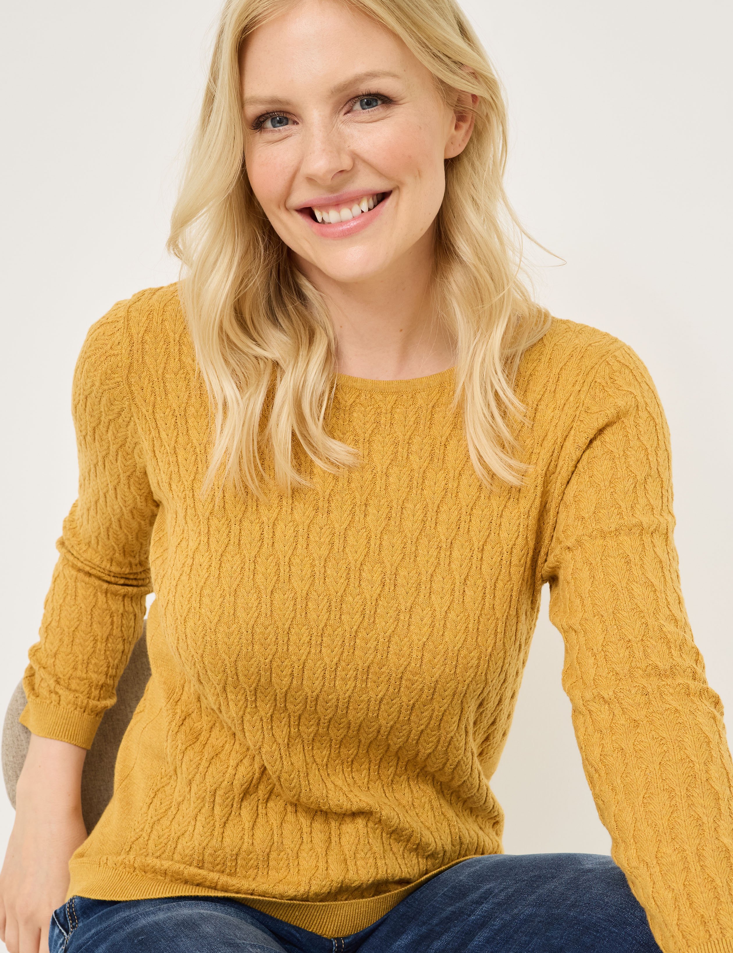 Feinstrick-Pullover m. Zopfmuster