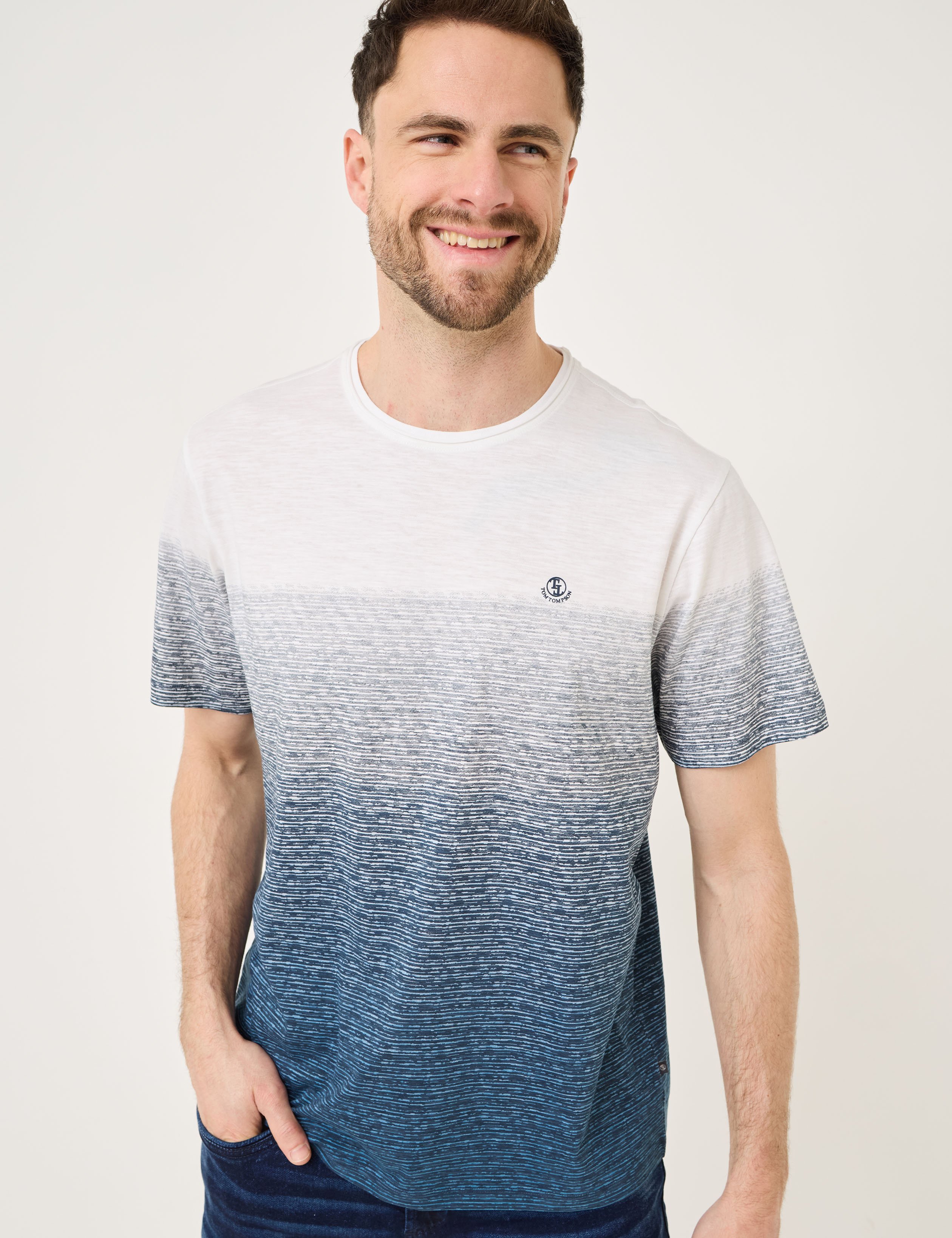 Sportives T-Shirt mit Farbverlauf