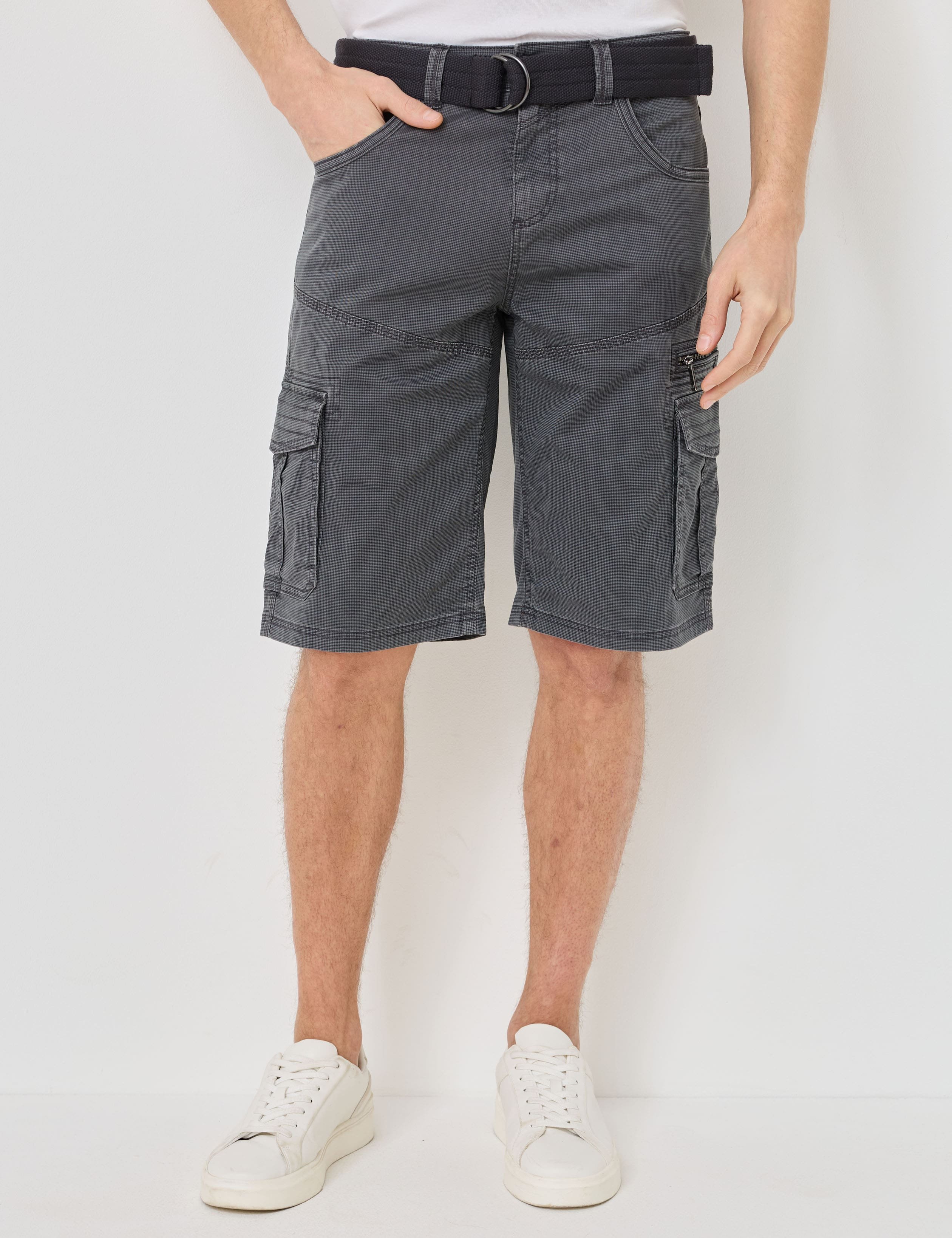 Lässige Cargobermuda mit Gürtel