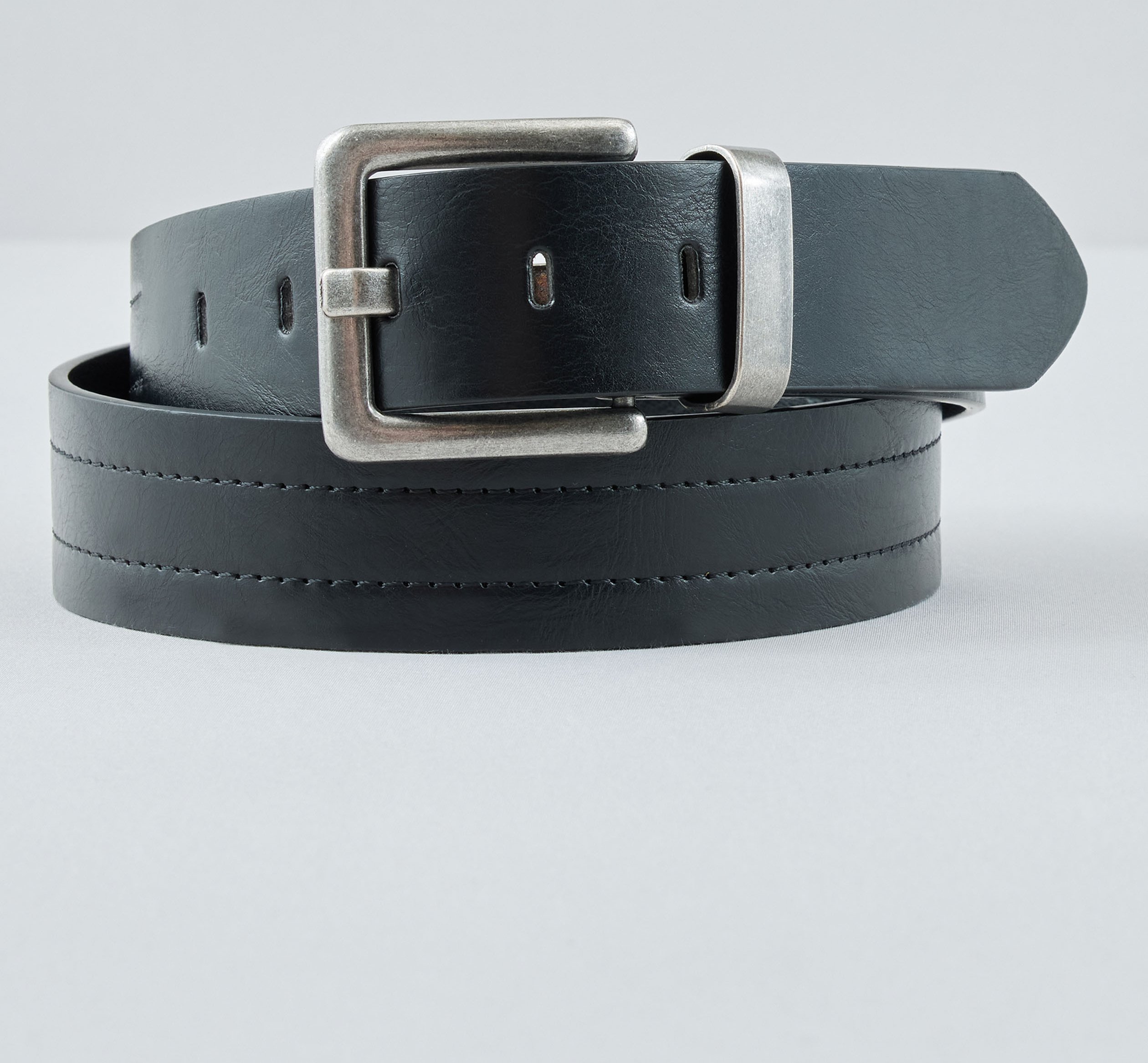 Allrounder: Gürtel im Lederlook