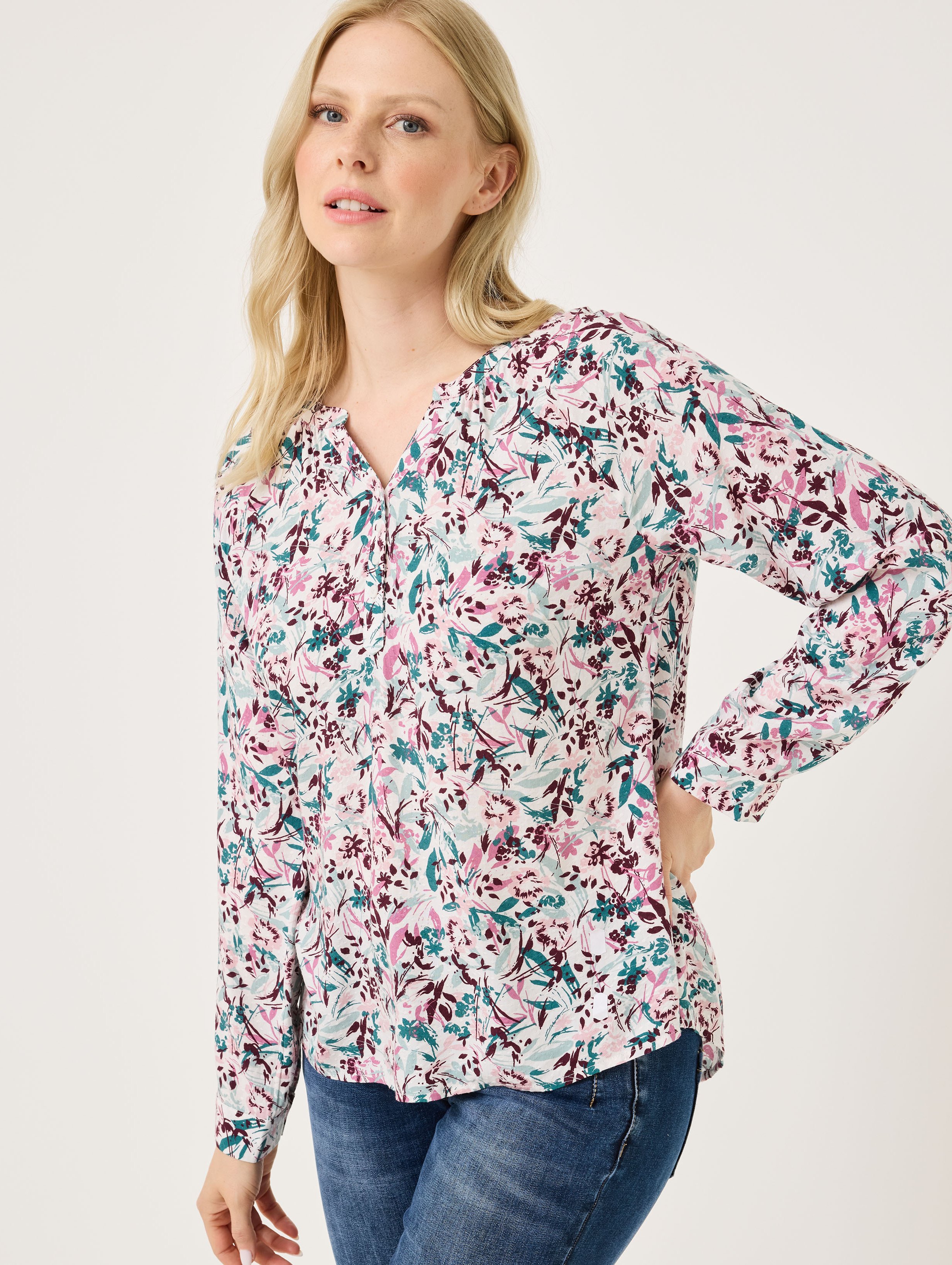 Luftige Bluse mit floralem Print