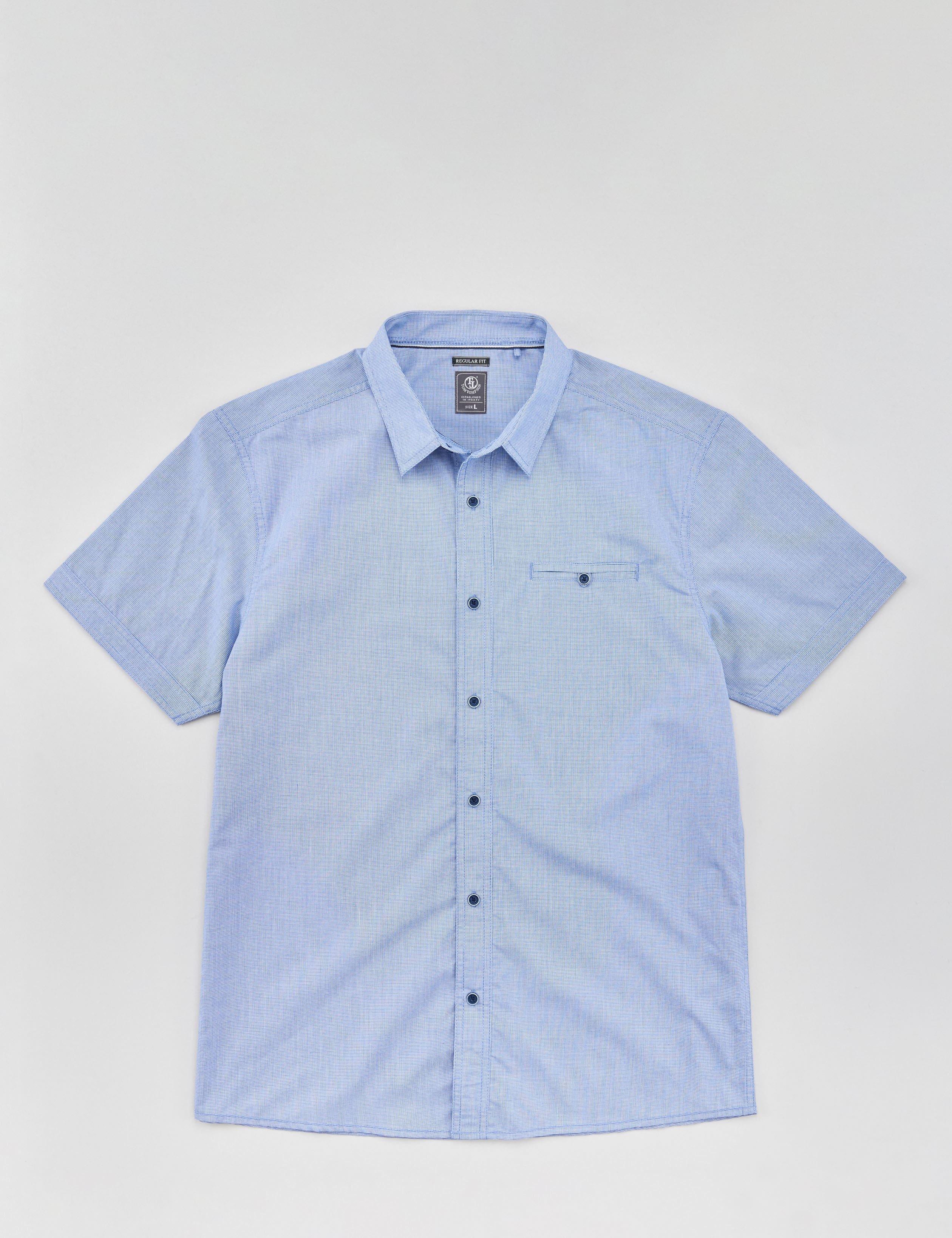 Pflegeleichtes Hemd, fein gestreift