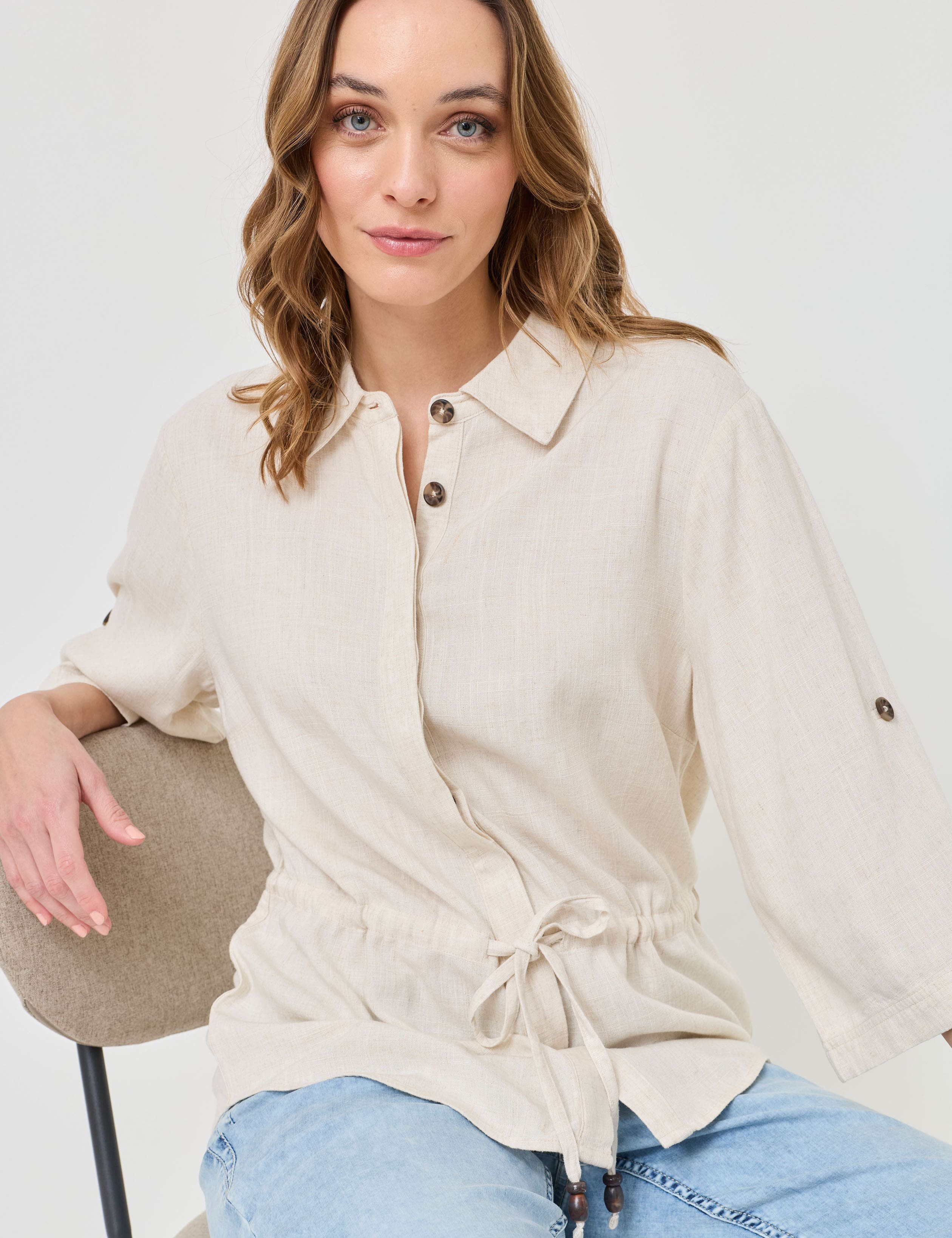 Längere Blusen-Jacke aus Leinen-Mix