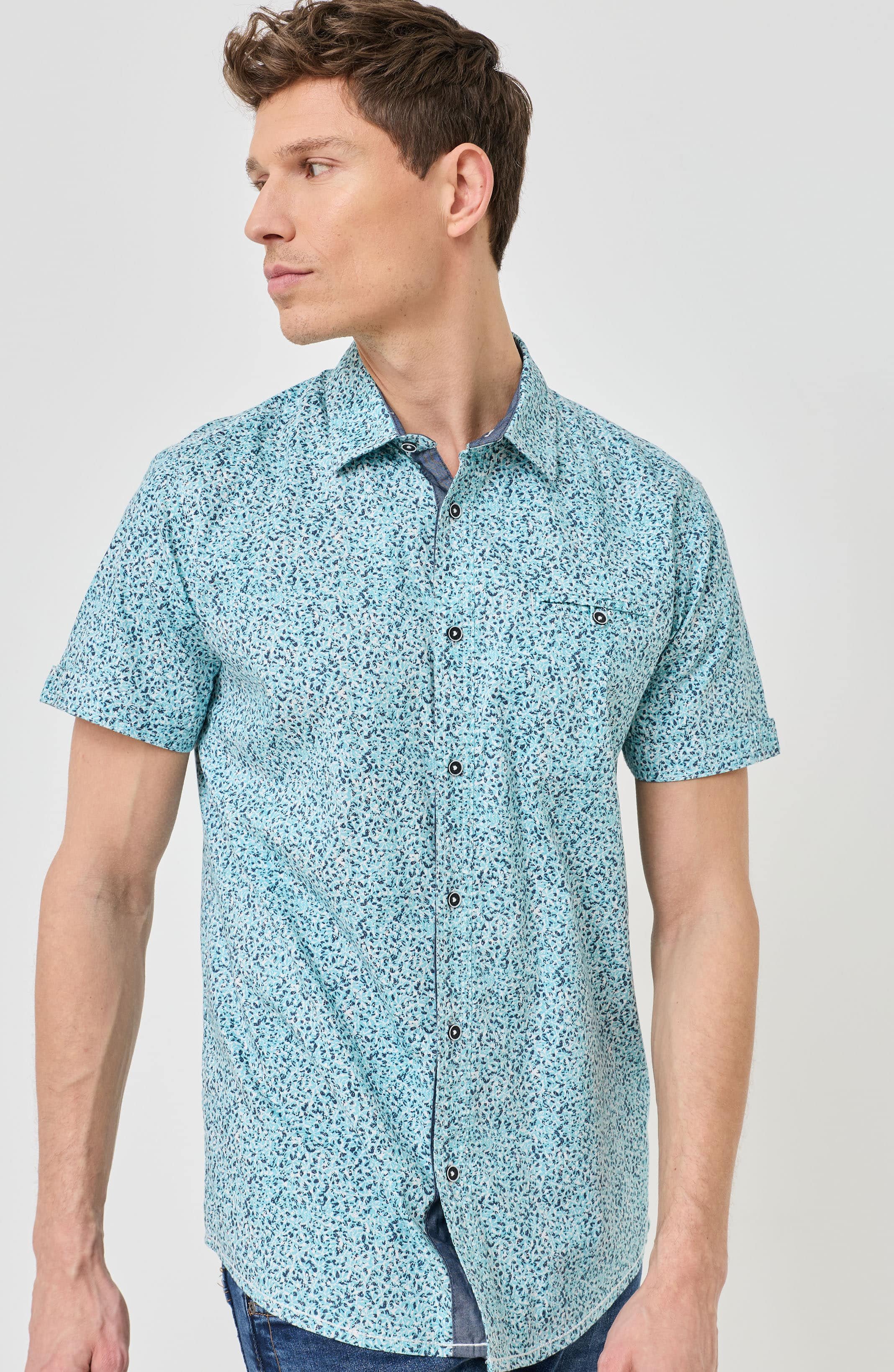 Modisches Hemd mit Blumenmuster