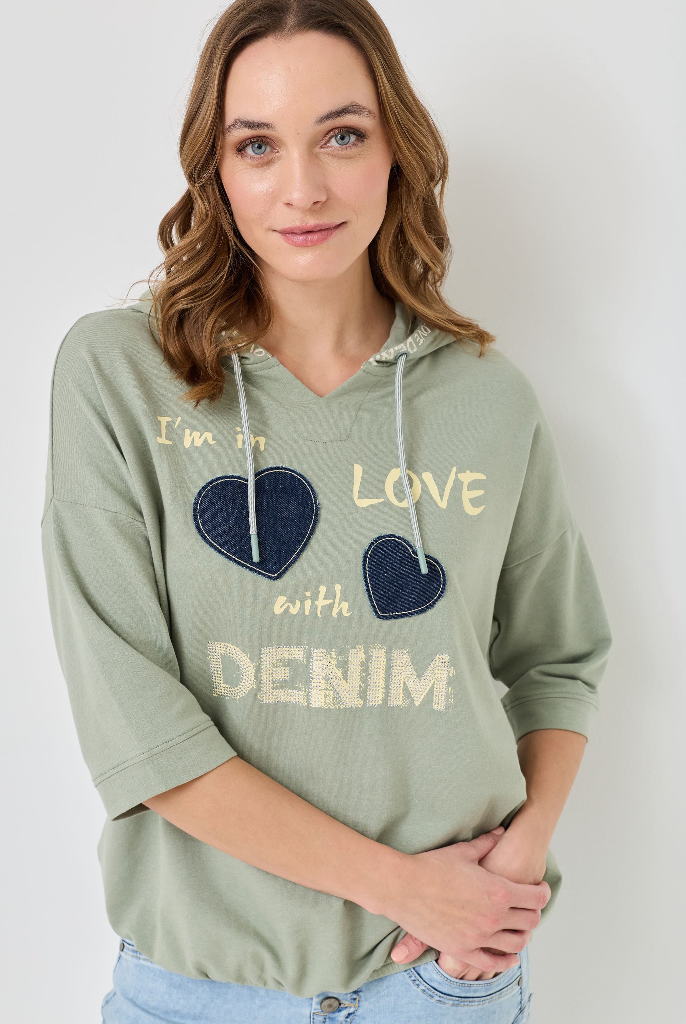 Lässiges Kapuzenshirt, Applikation