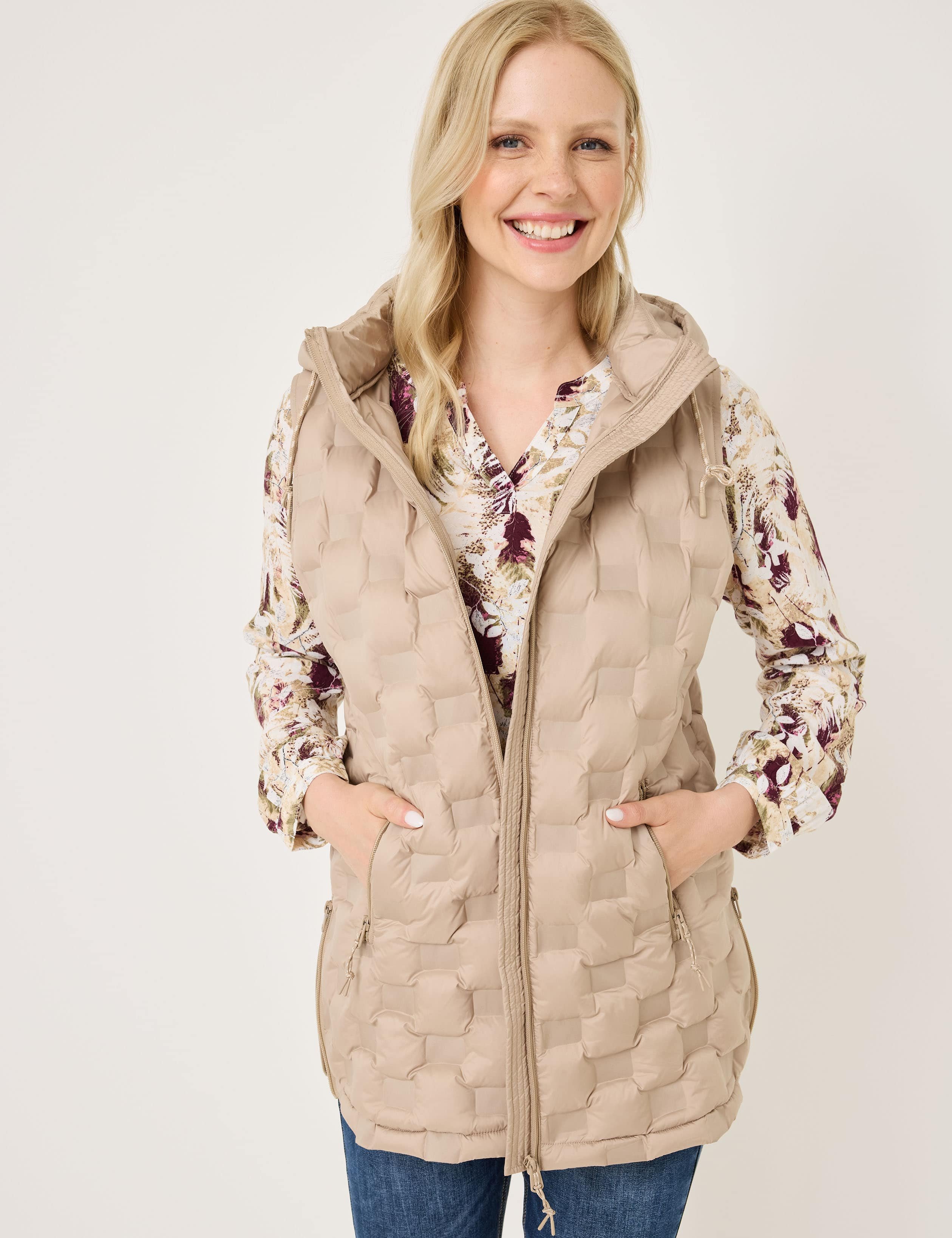 Längere Steppweste mit Kapuze