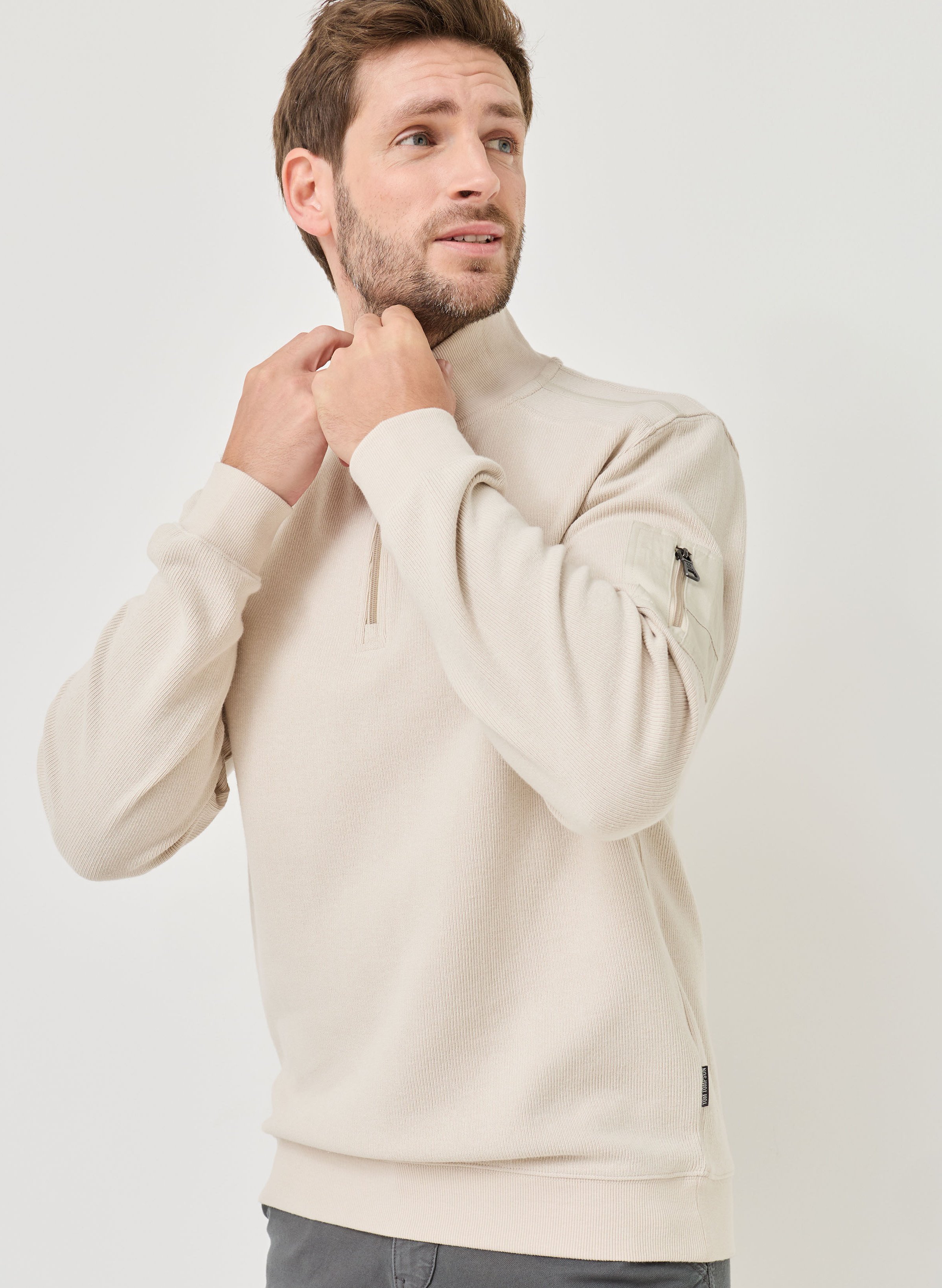Sweat-Shirt mit Stehkragen & Zip