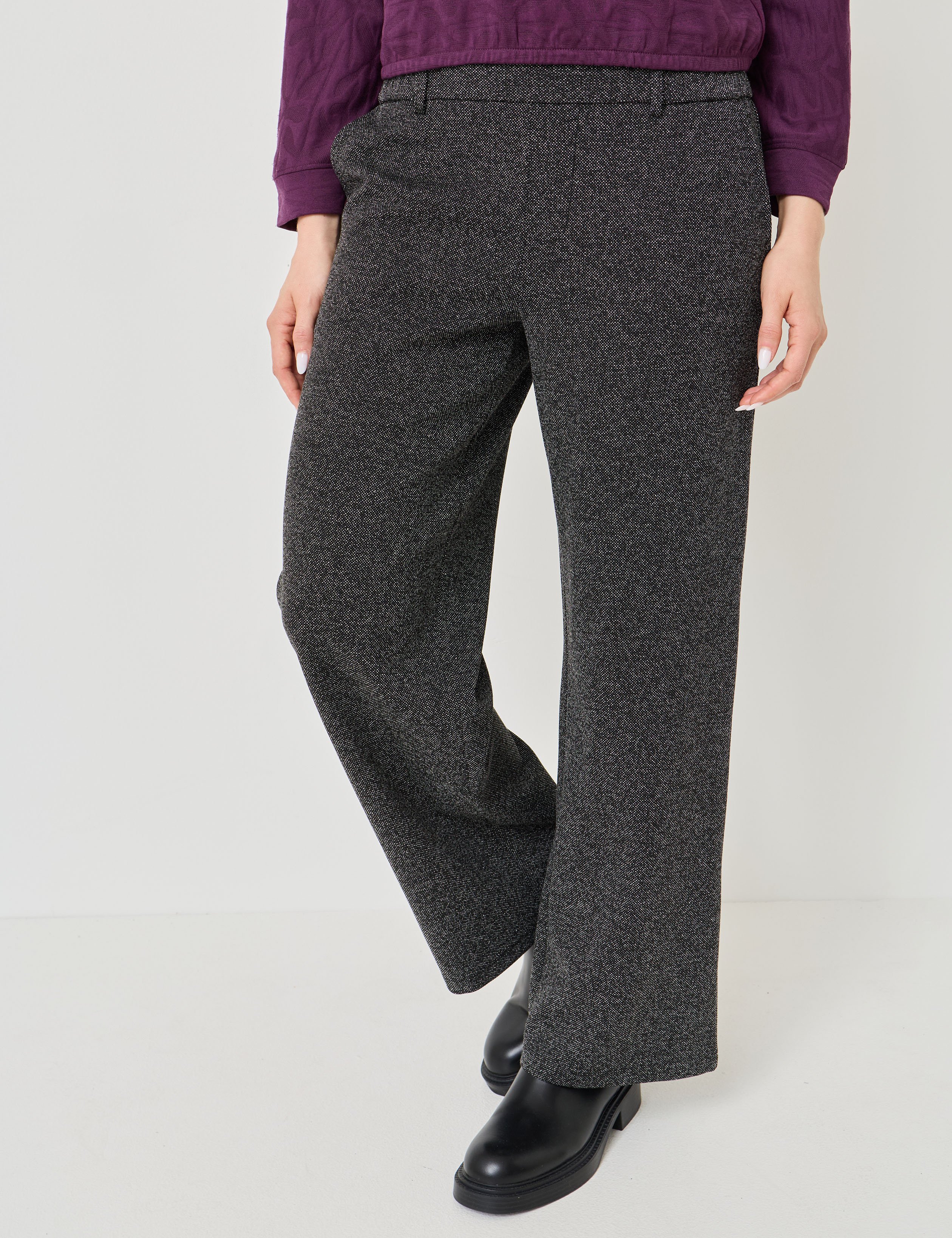 Schlupfhose mit weitem Bein