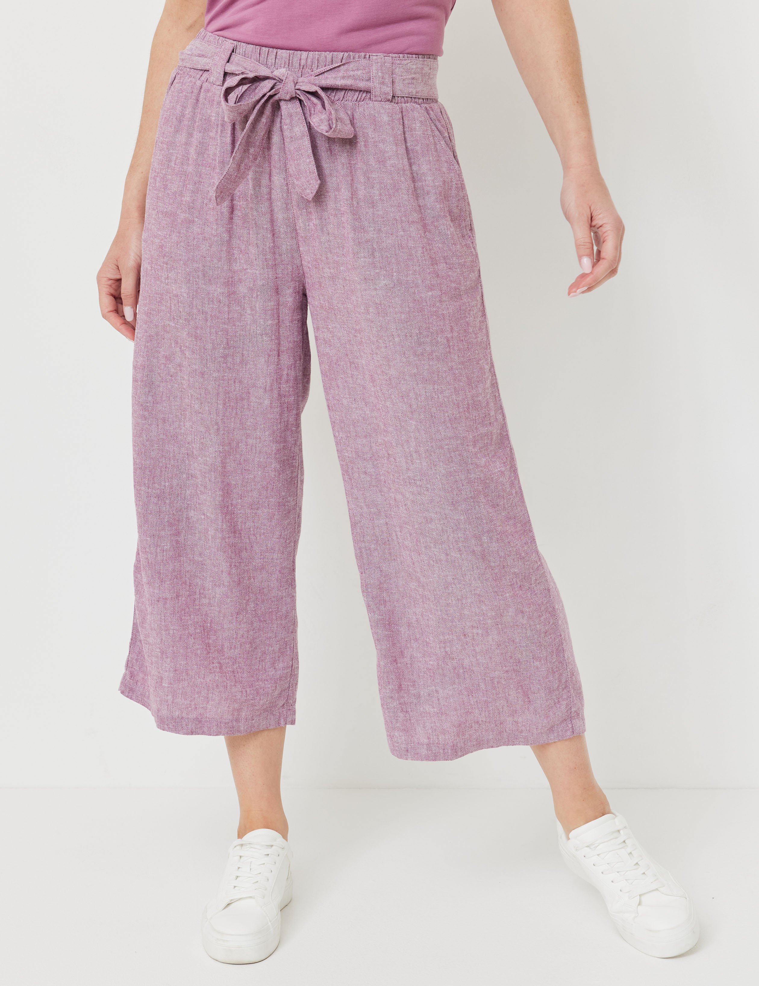 Lässige Culotte mit Bindegürtel