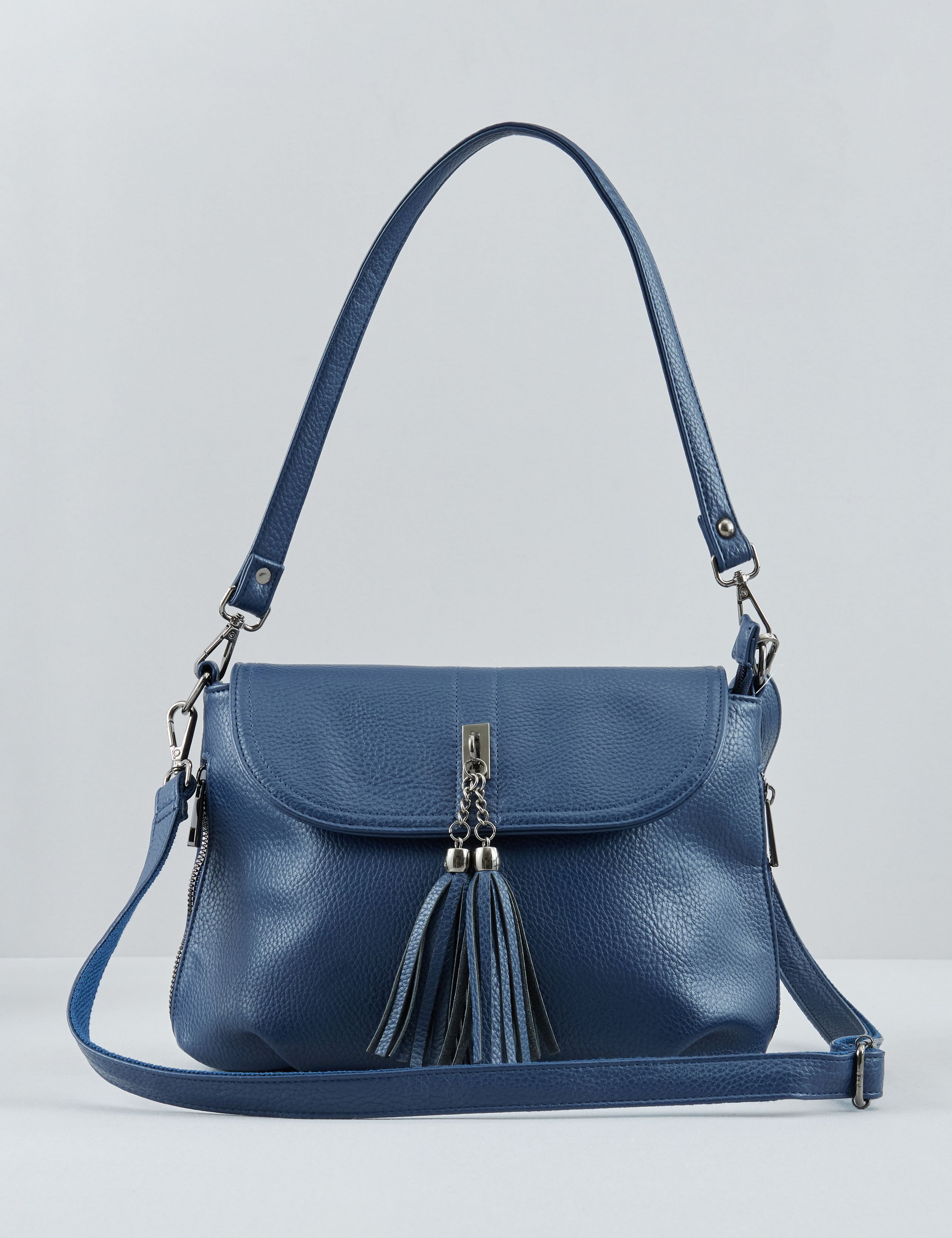 Mittelgroße Tasche mit Troddel