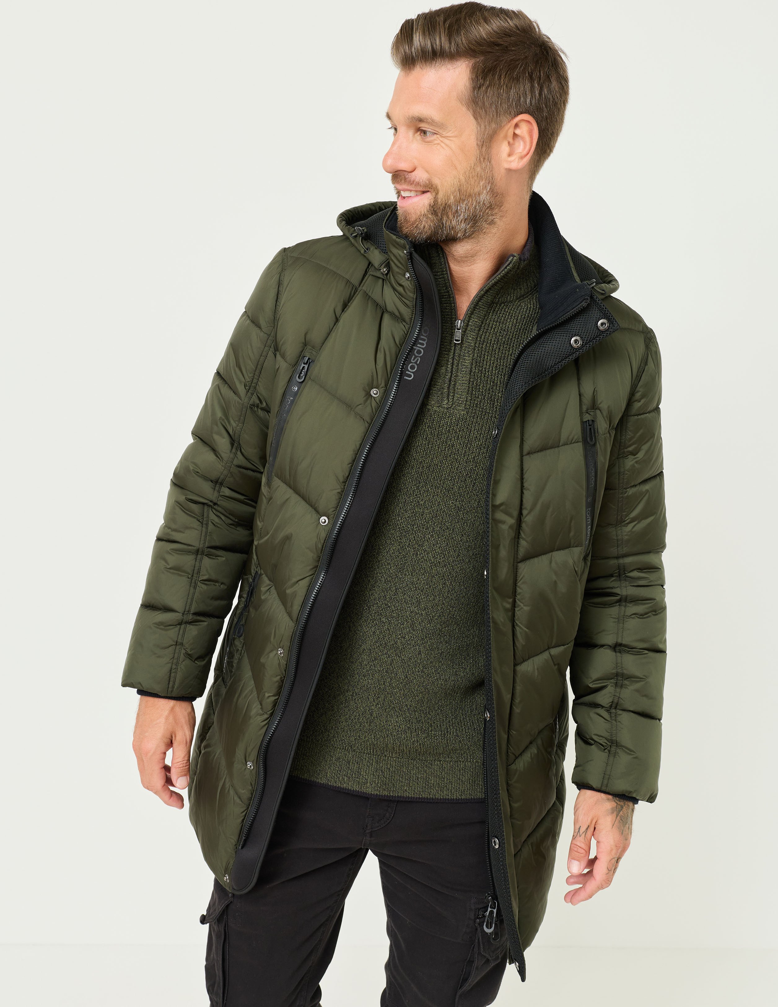 Warmer Parka mit abnehmbarer Kapuze