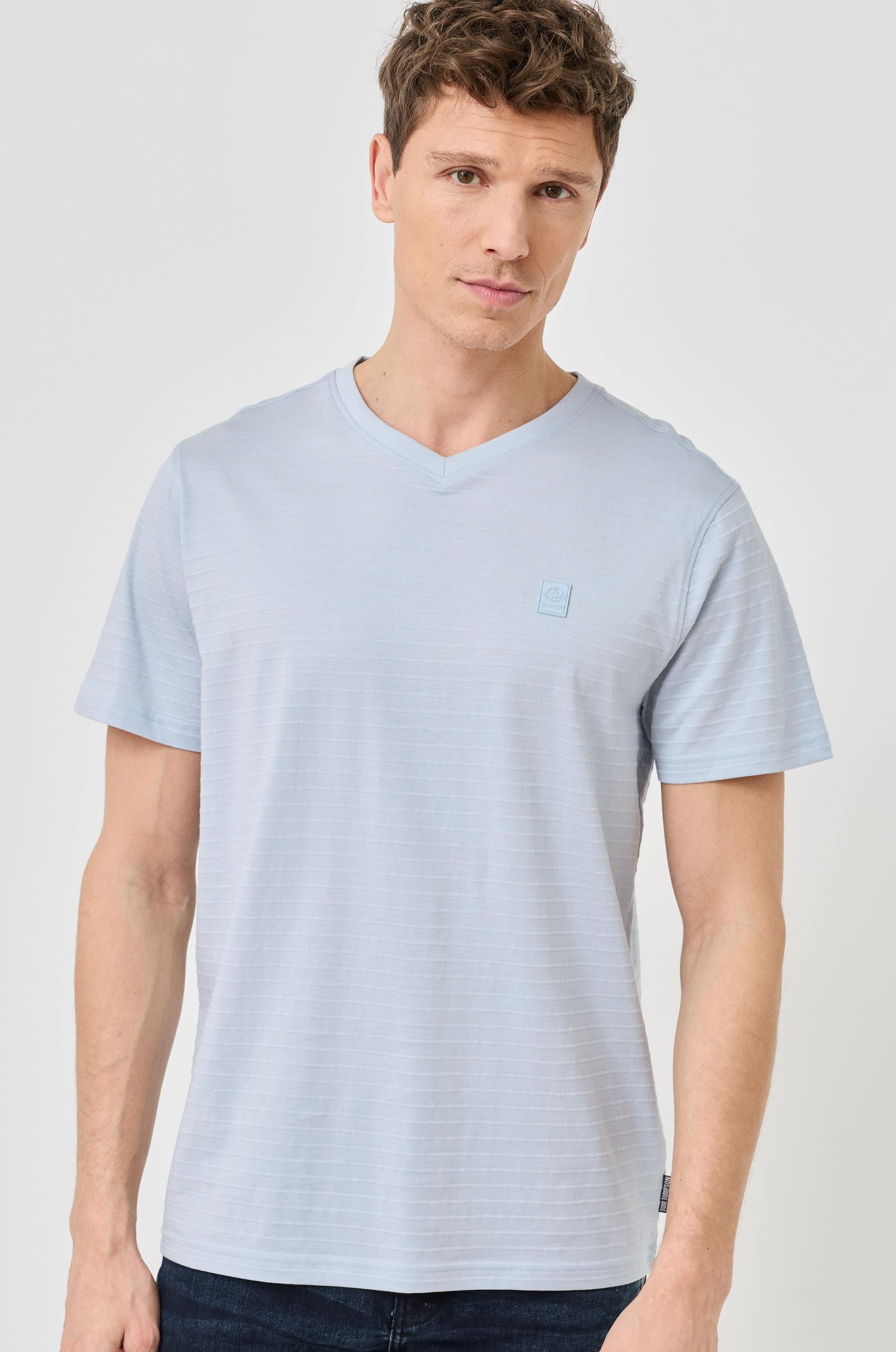 T-Shirt m. V-Ausschnitt u. Struktur