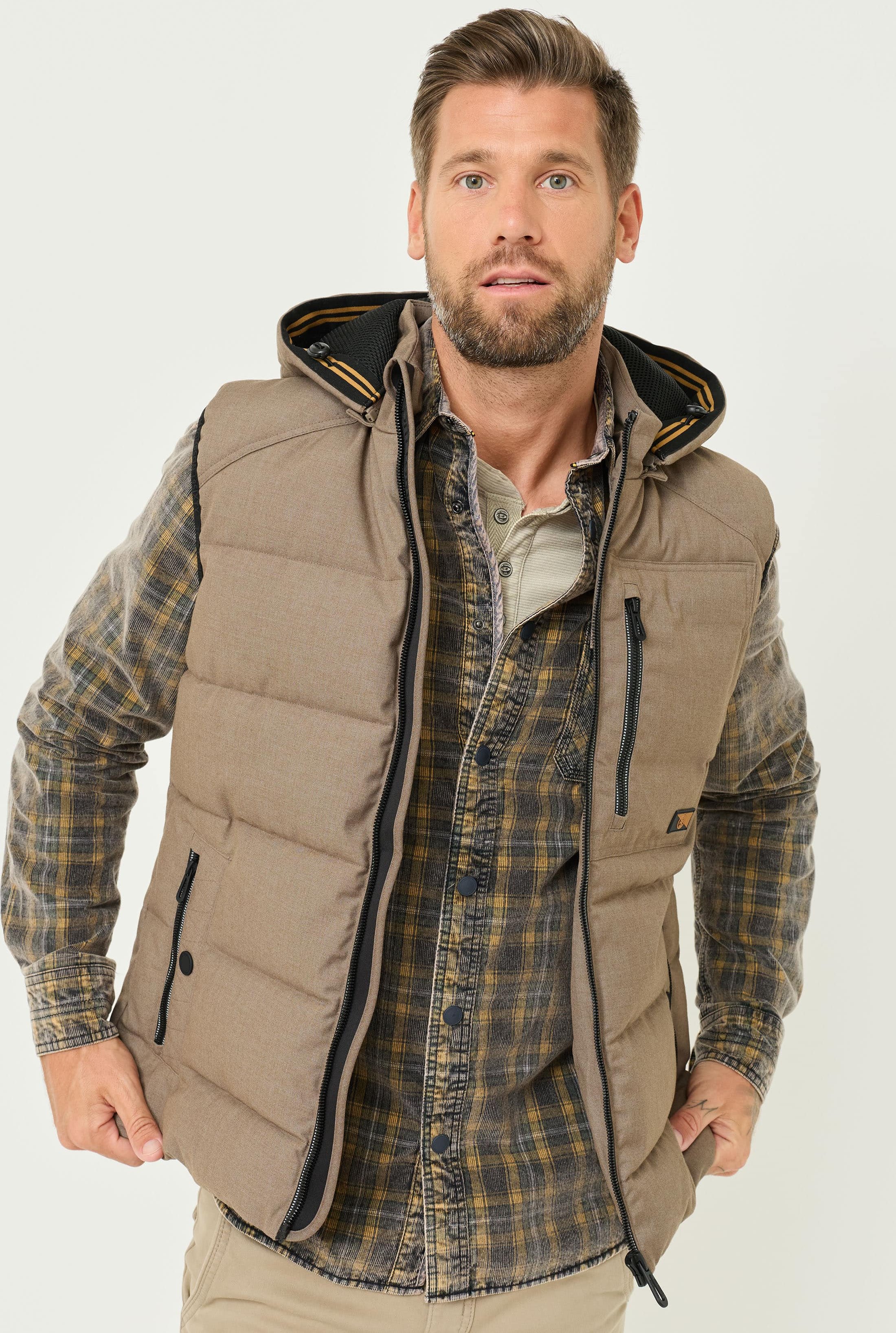 Wattierte Steppweste mit Kapuze