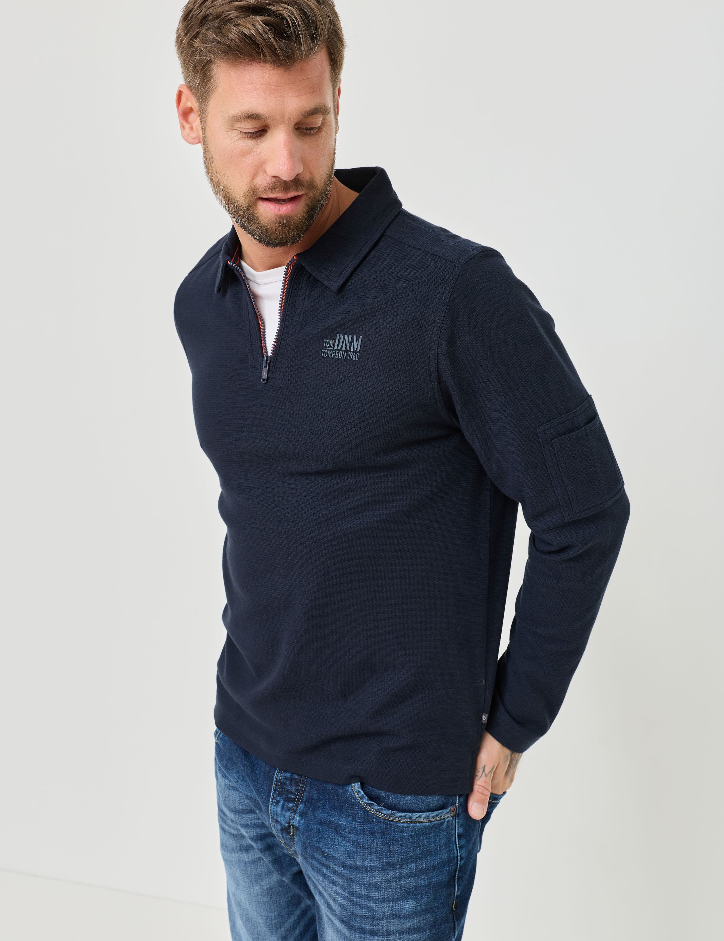 Poloshirt mit Zip u. Logoprint