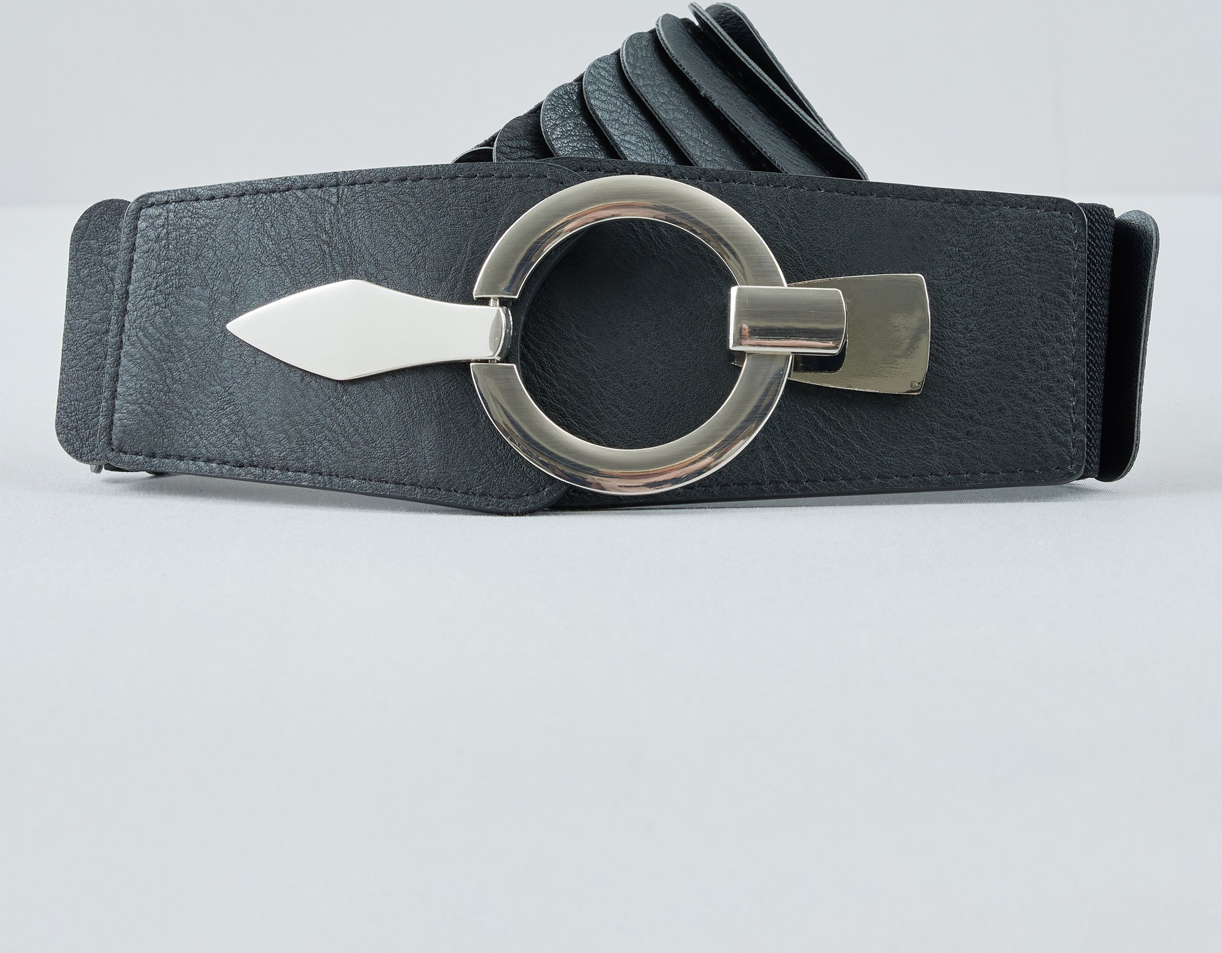 Taillengürtel im Lederlook