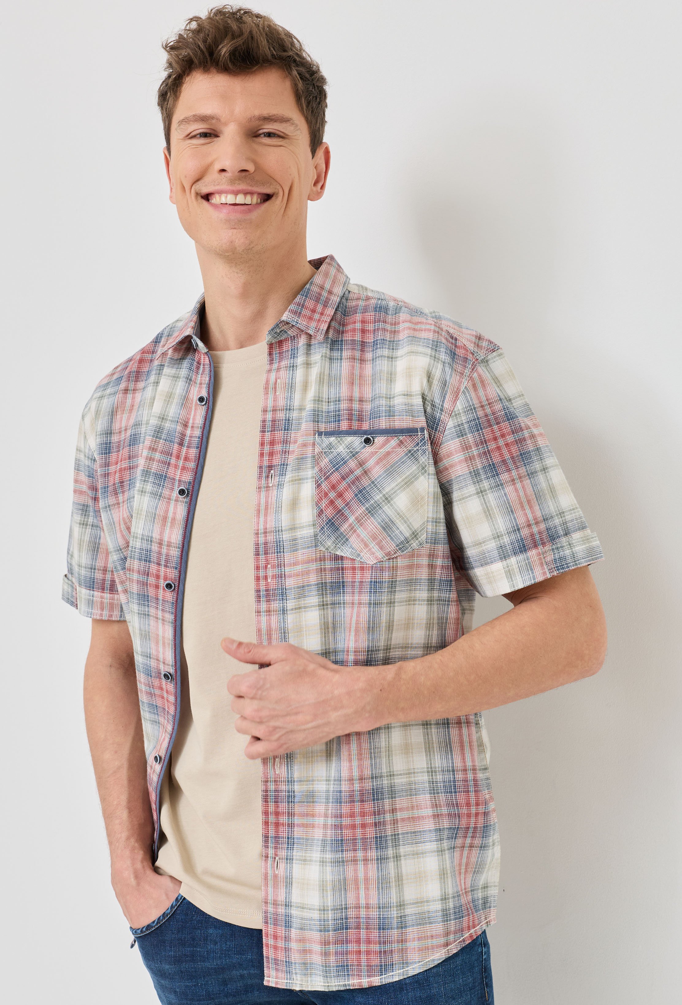 Kurzarmhemd mit modischem Karo