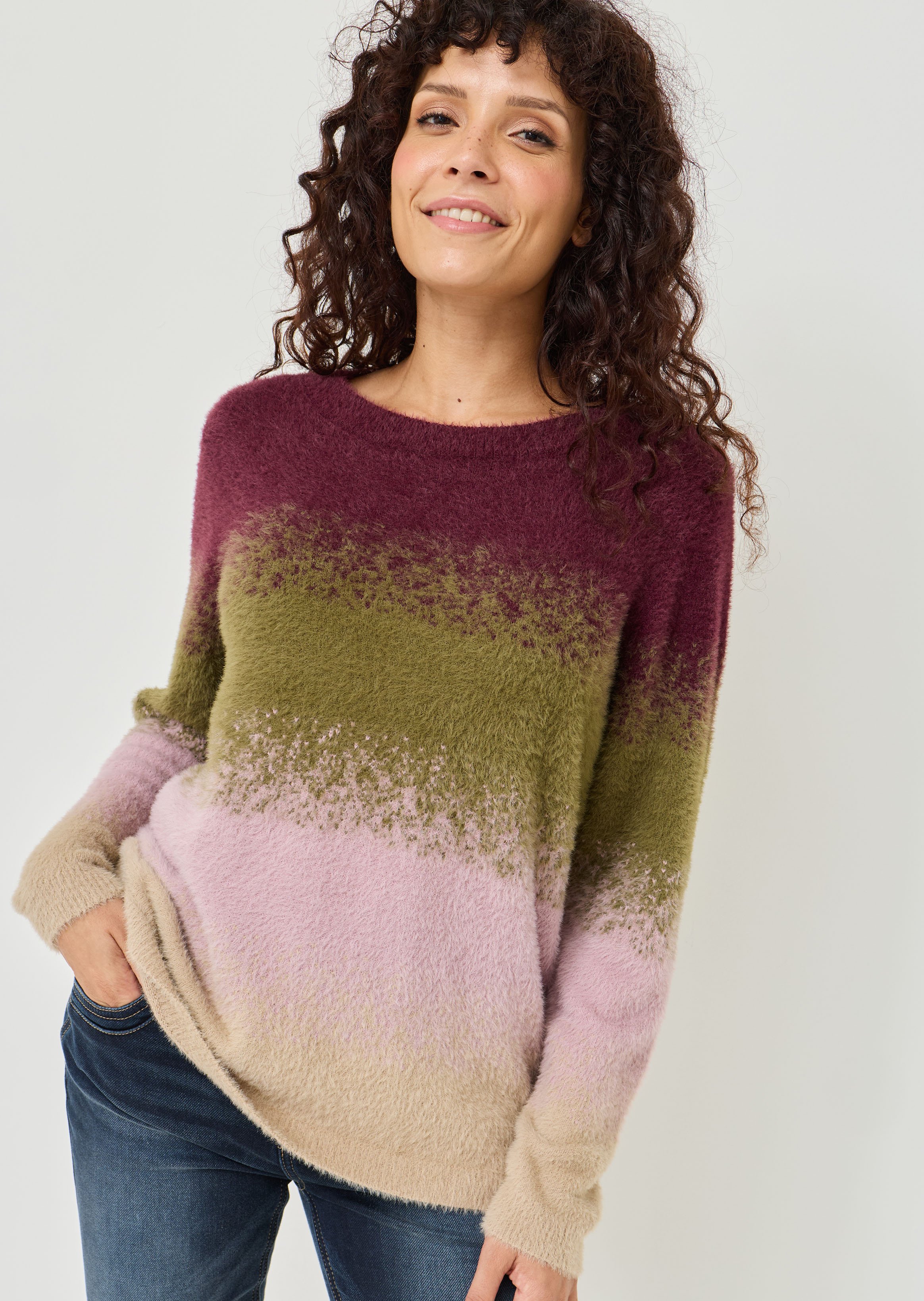 Flausch-Pullover m. Farbverlauf