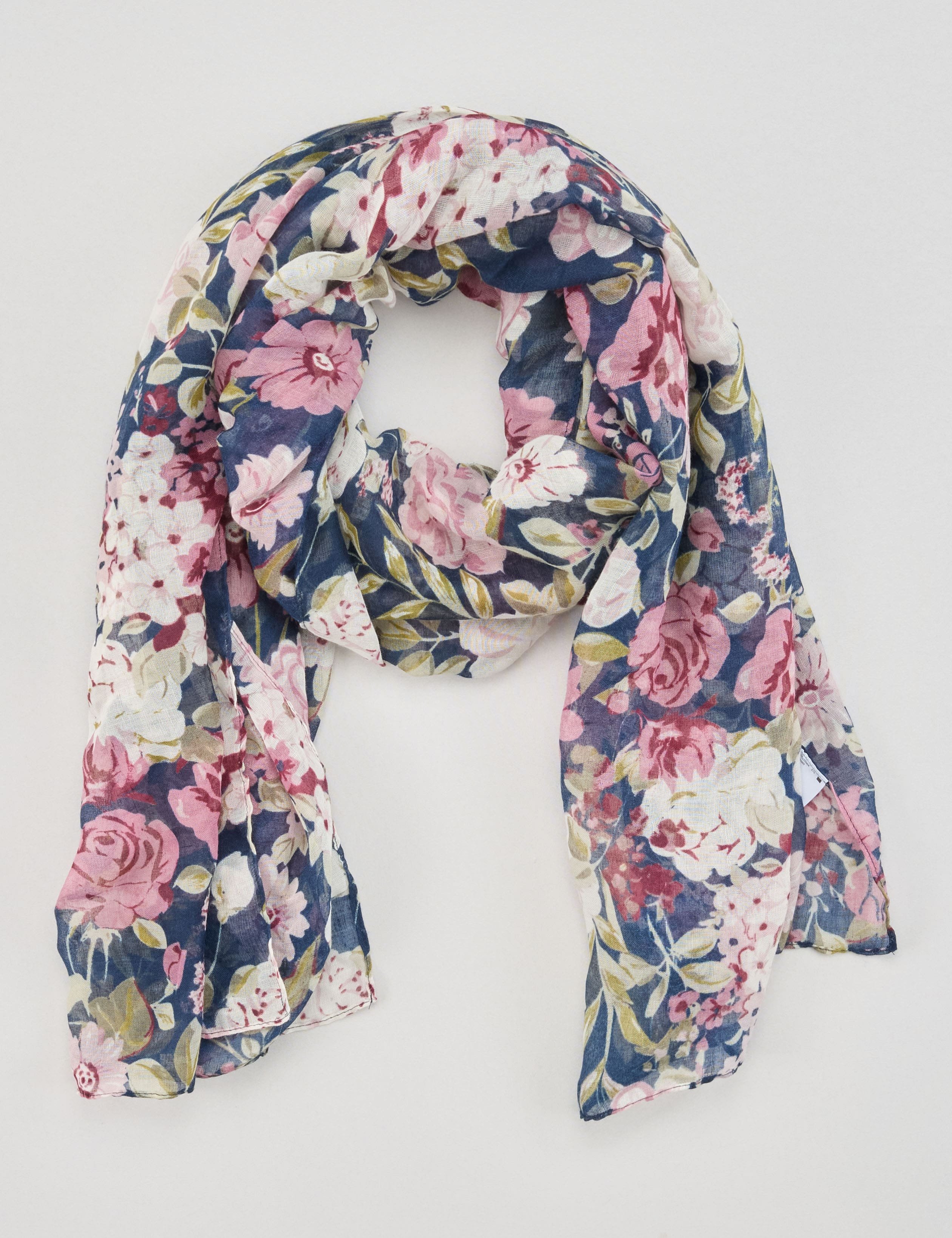 Tuch mit schönem Blümchen-Muster