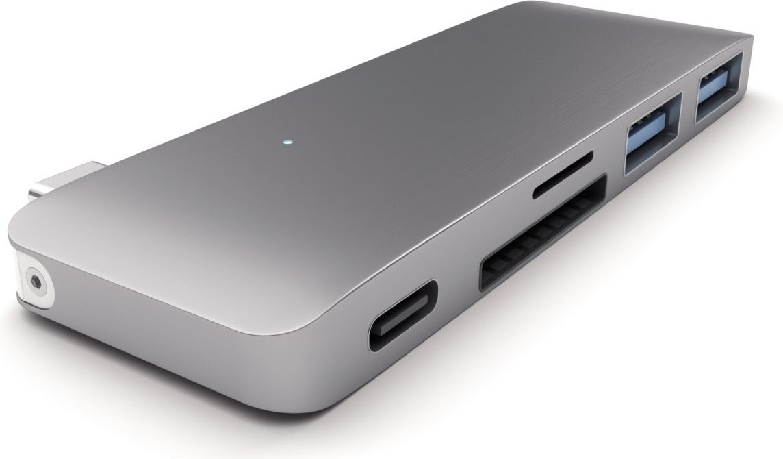 Type-C USB Passthrough Hub + Cardreader space grey