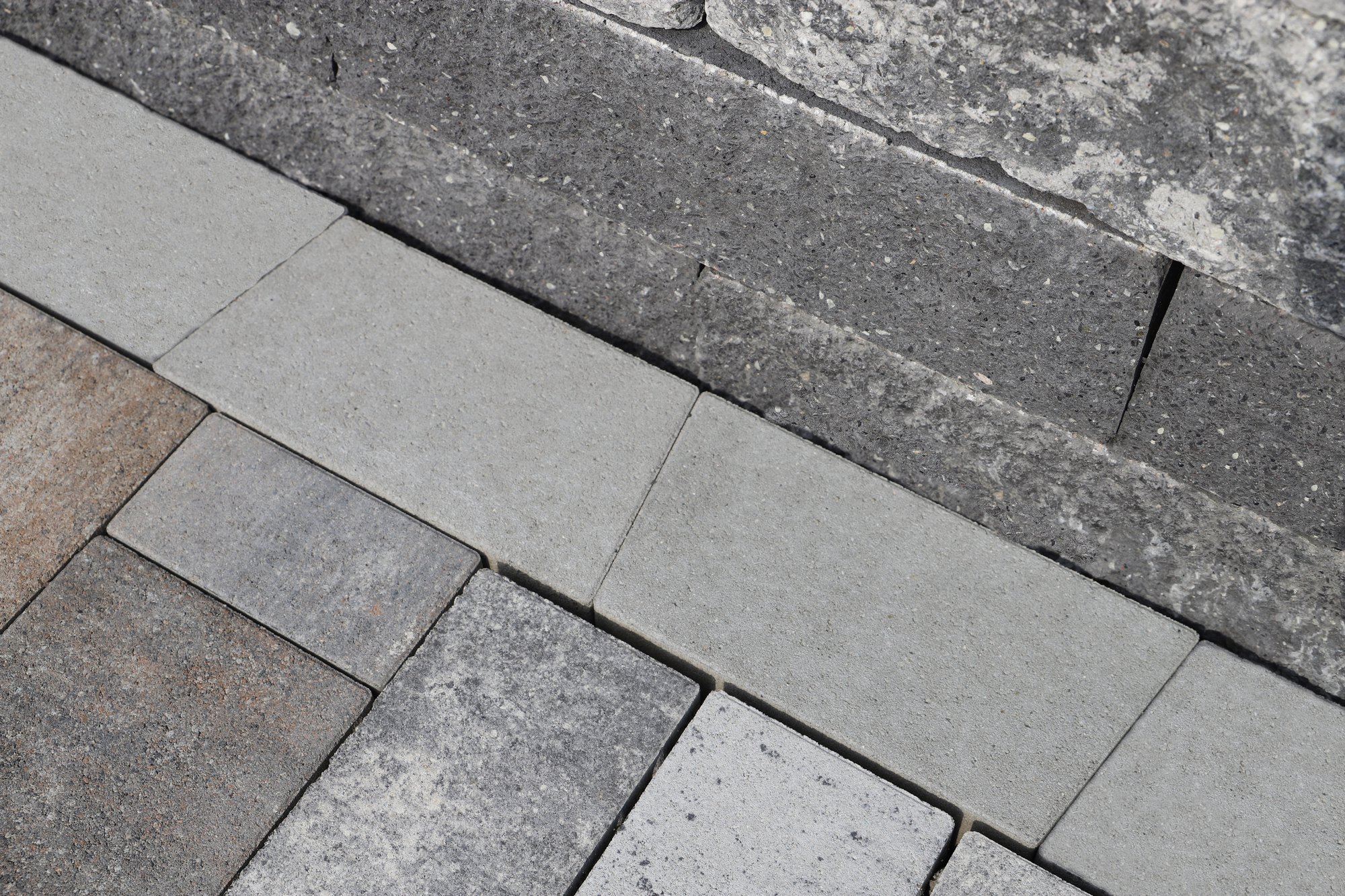 EHL Mähkante 'Trapez' grau 29,5 x 16 x 5 cm