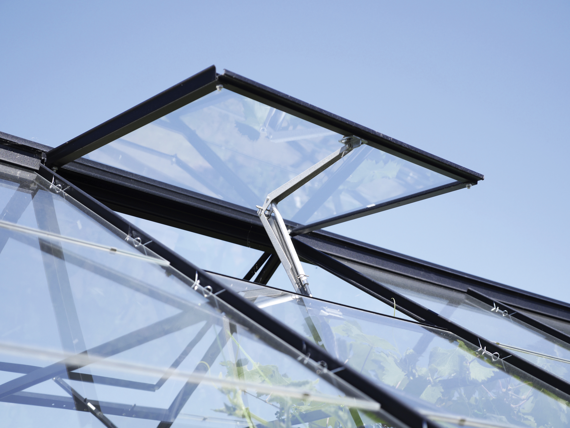 Thumbnail - Vitavia Dachfenster für Gewächshäuser, Aluminium, schwarz 62 x 55 cm
