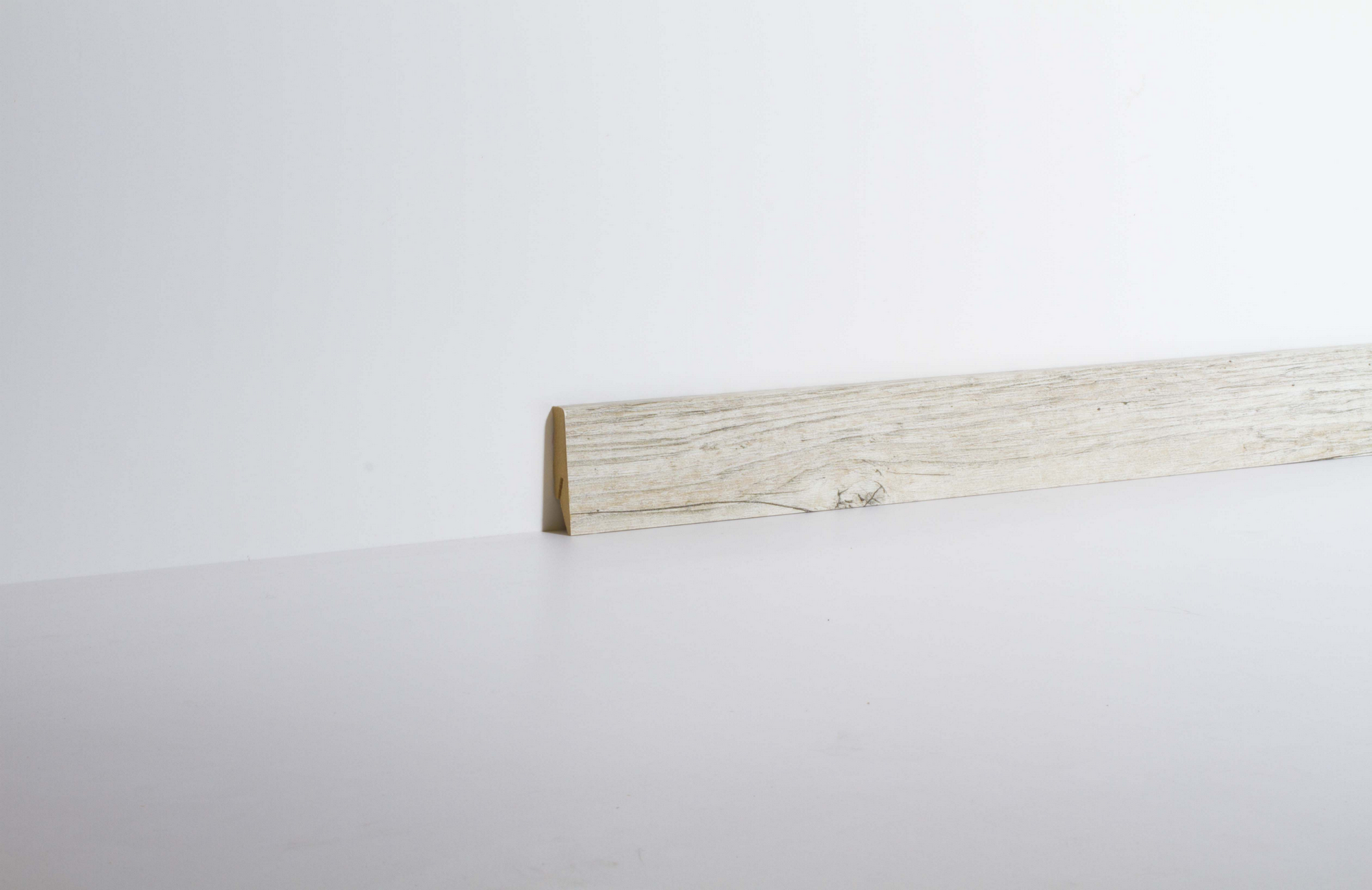 Classen Sockelleiste 'Clip' Pinie gekalkt 2400 x 58 x 19 mm