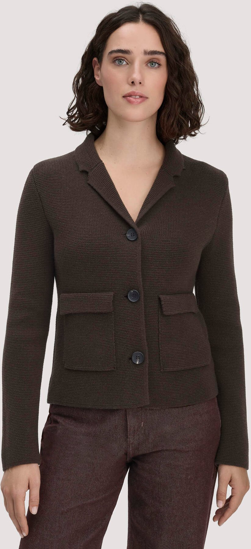 hessnatur Damen Strick Blazer Regular aus Bio-Baumwolle mit Merinowolle - braun - Größe M